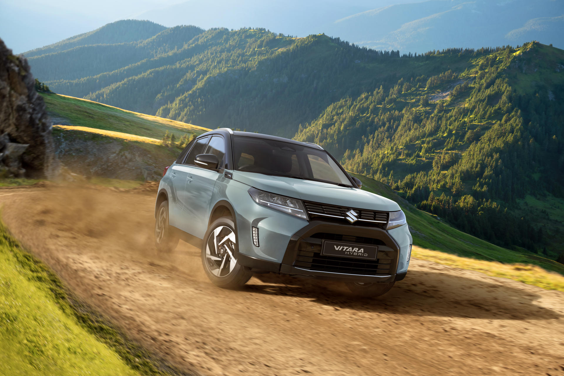 Why You Don’t Have to Settle with a Hybrid SUV: Meet the Suzuki Vitara Hybrid Turbo banner