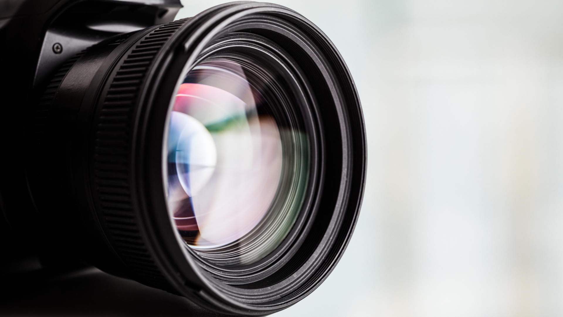 Professional Photography: Why High-Quality Photos are Crucial for Attracting Car Buyers banner