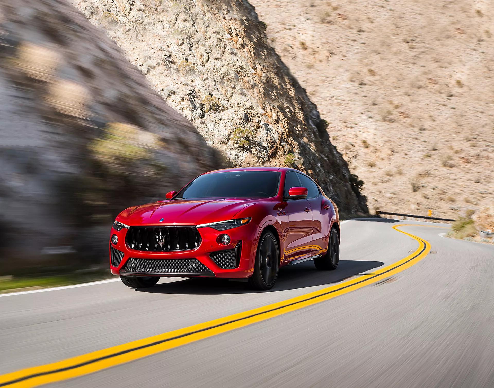 Used Luxury SUV vs New Mid-Range SUV – Which Is Better Value? banner