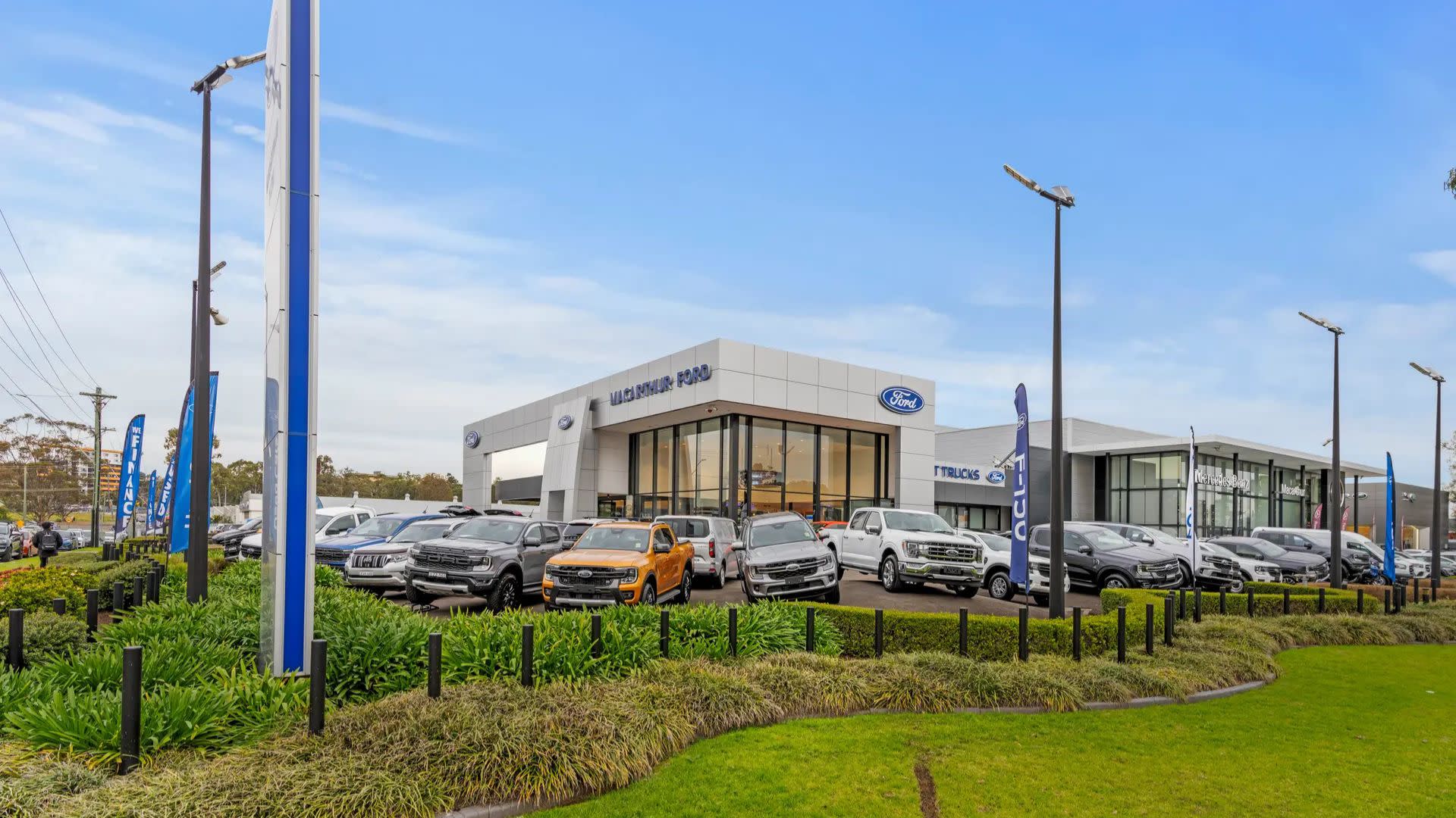 EOFY Vehicle Planning for Business Owners, Utes and Vans Worth Comparing banner