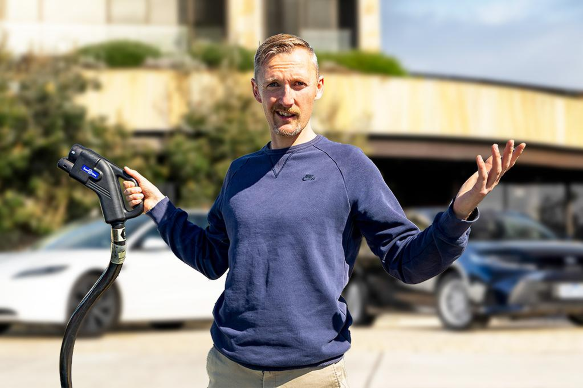 PHEV or EV: What’s the Best Option to Replace Your Small Petrol Car? banner