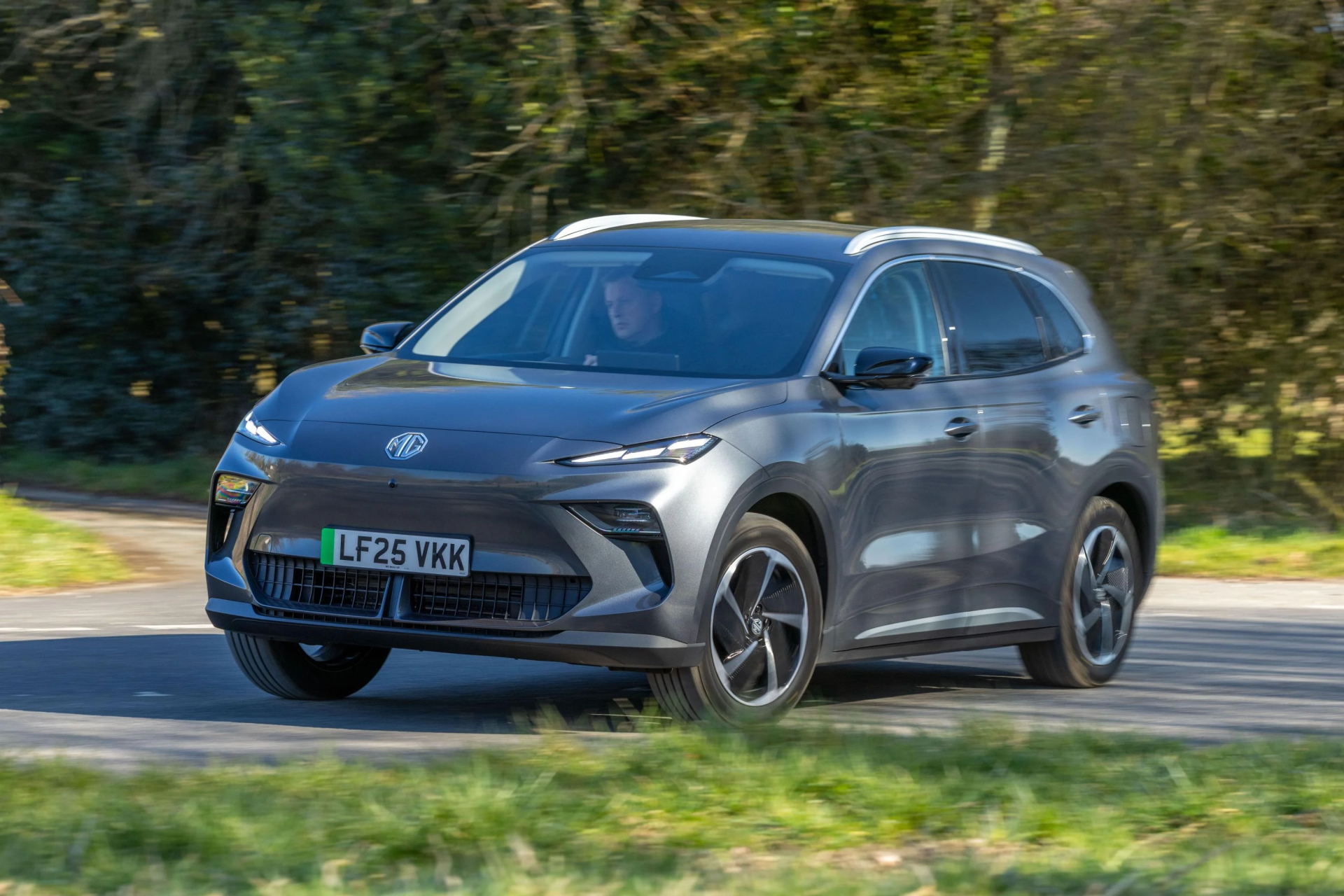 MG S5 EV: The Next-Generation Electric SUV Replacing the ZS EV banner