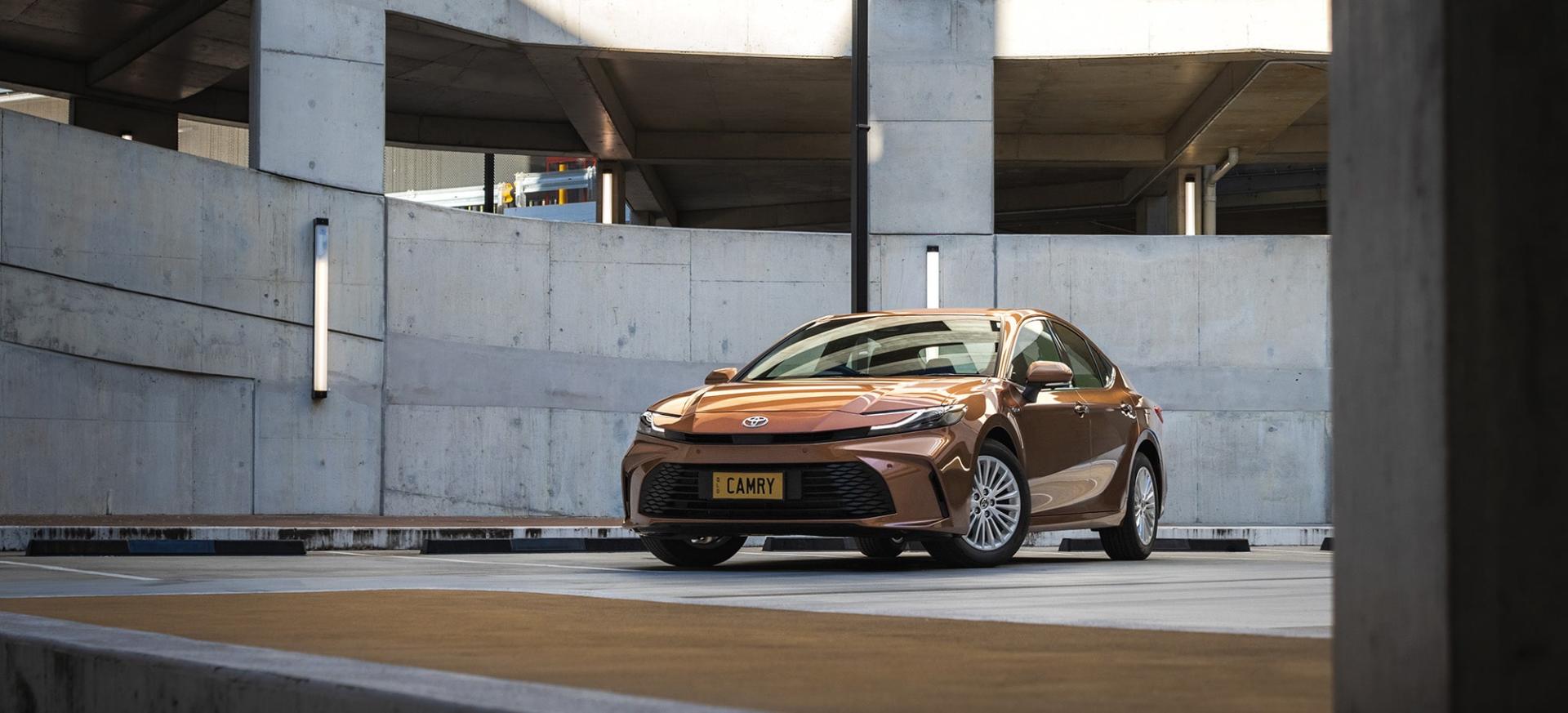 Review: MY25 Toyota Camry Ascent banner