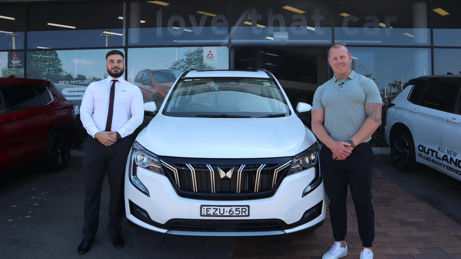 2025 Mahindra XUV700 Black Edition: The Budget-Friendly SUV You Need banner