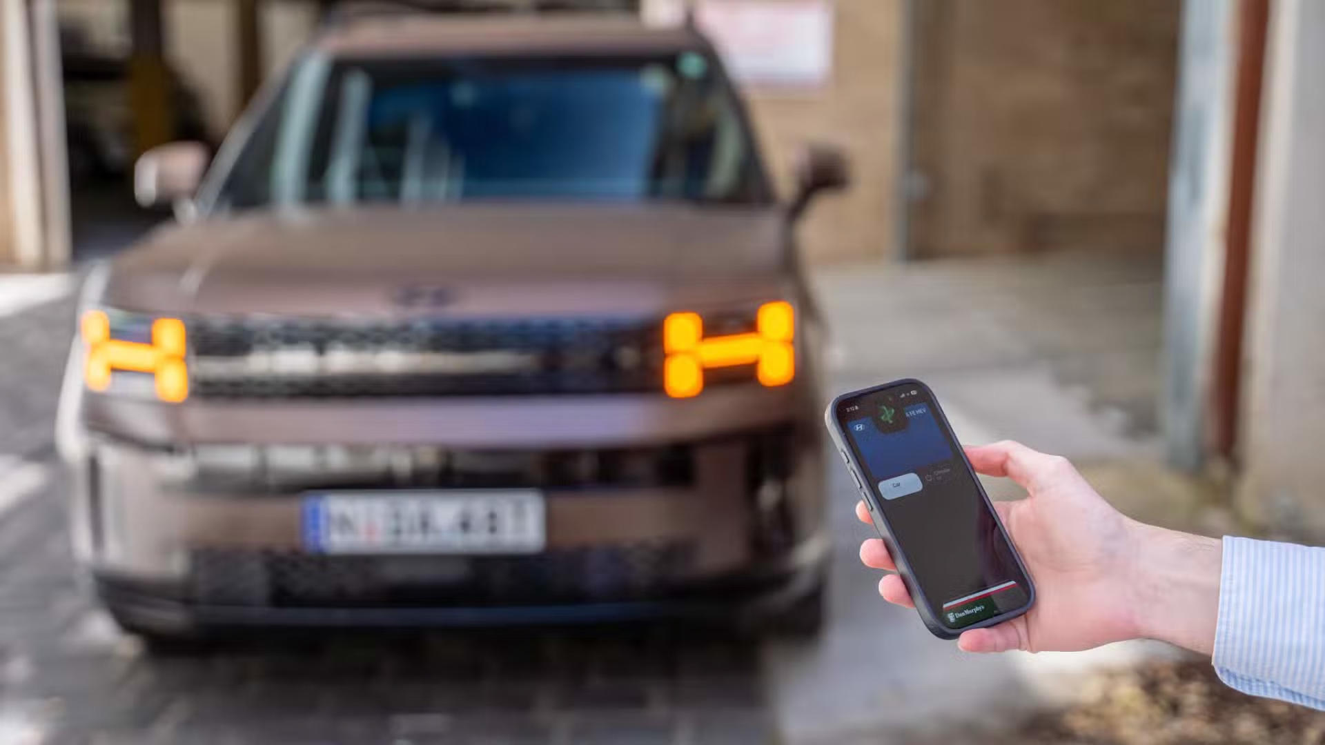 Hyundai Digital Key 2: Can Your Phone Replace Your Car Key? banner