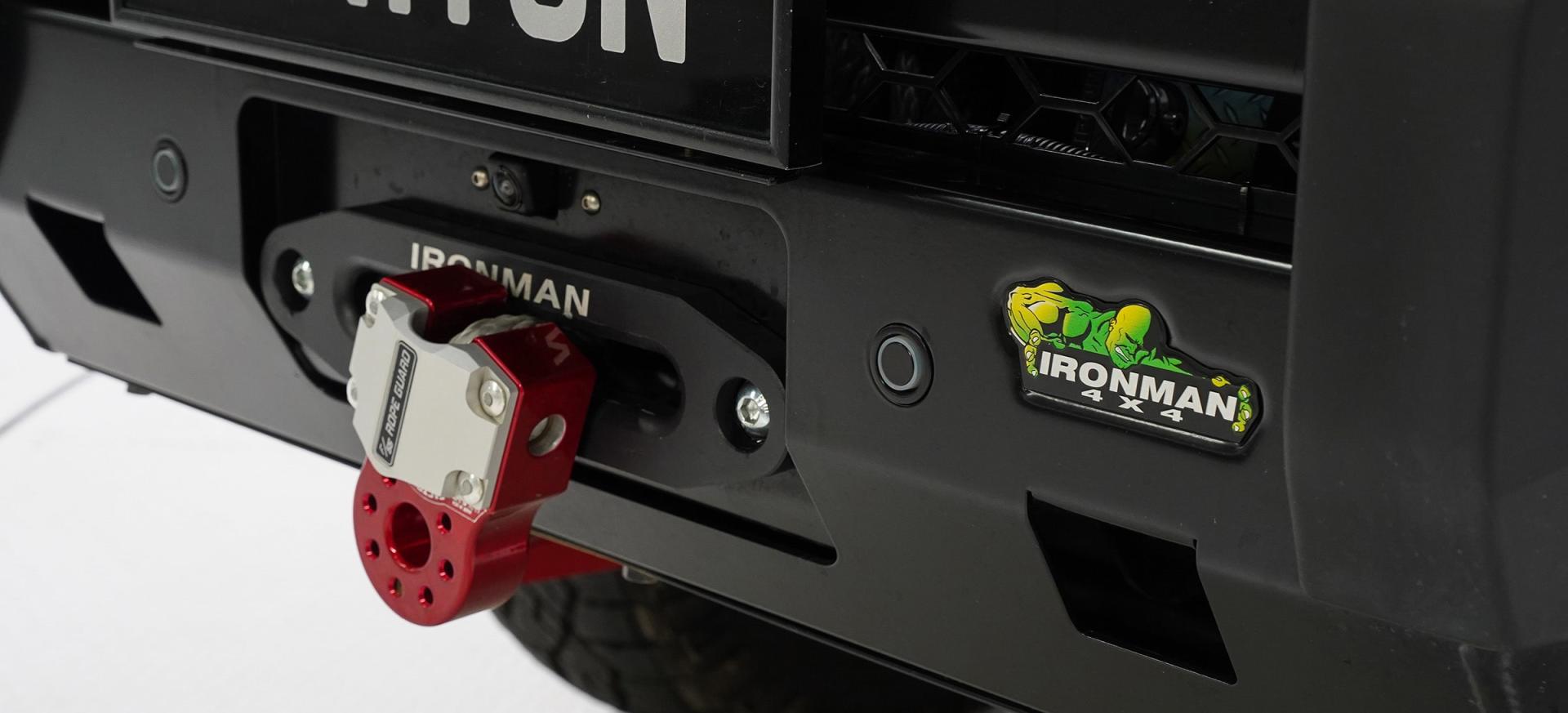 Genuine or Aftermarket: Choosing the Best Accessories for Your Vehicle banner