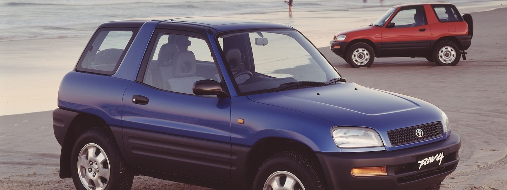 PIONEERING RAV4 CELEBRATES 500,000 SALES AND 30 YEARS IN AUSTRALIA banner