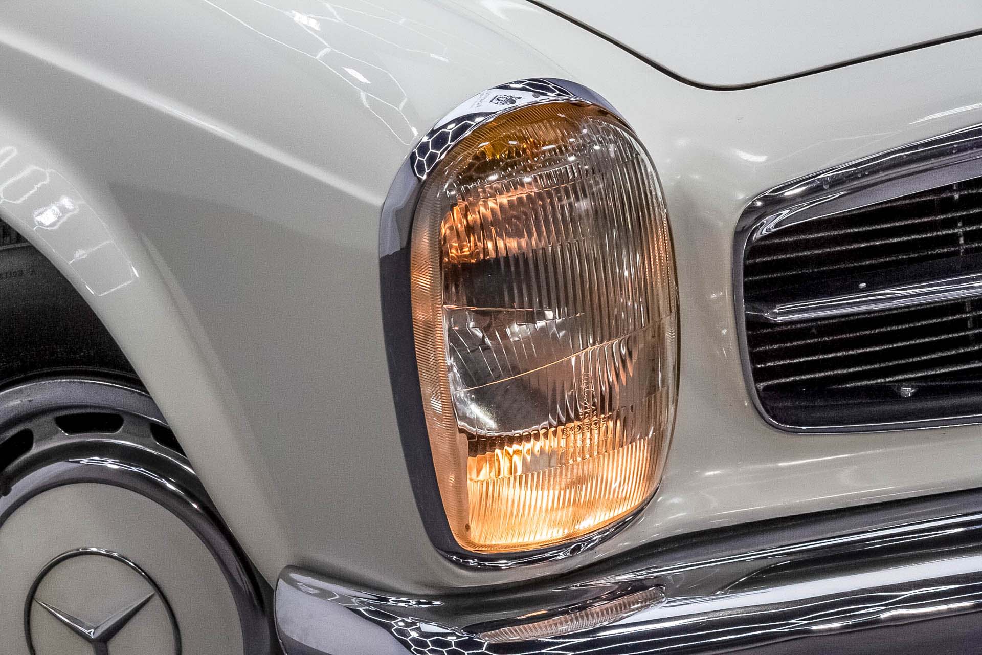 Own This Stylish Mercedes-Benz banner