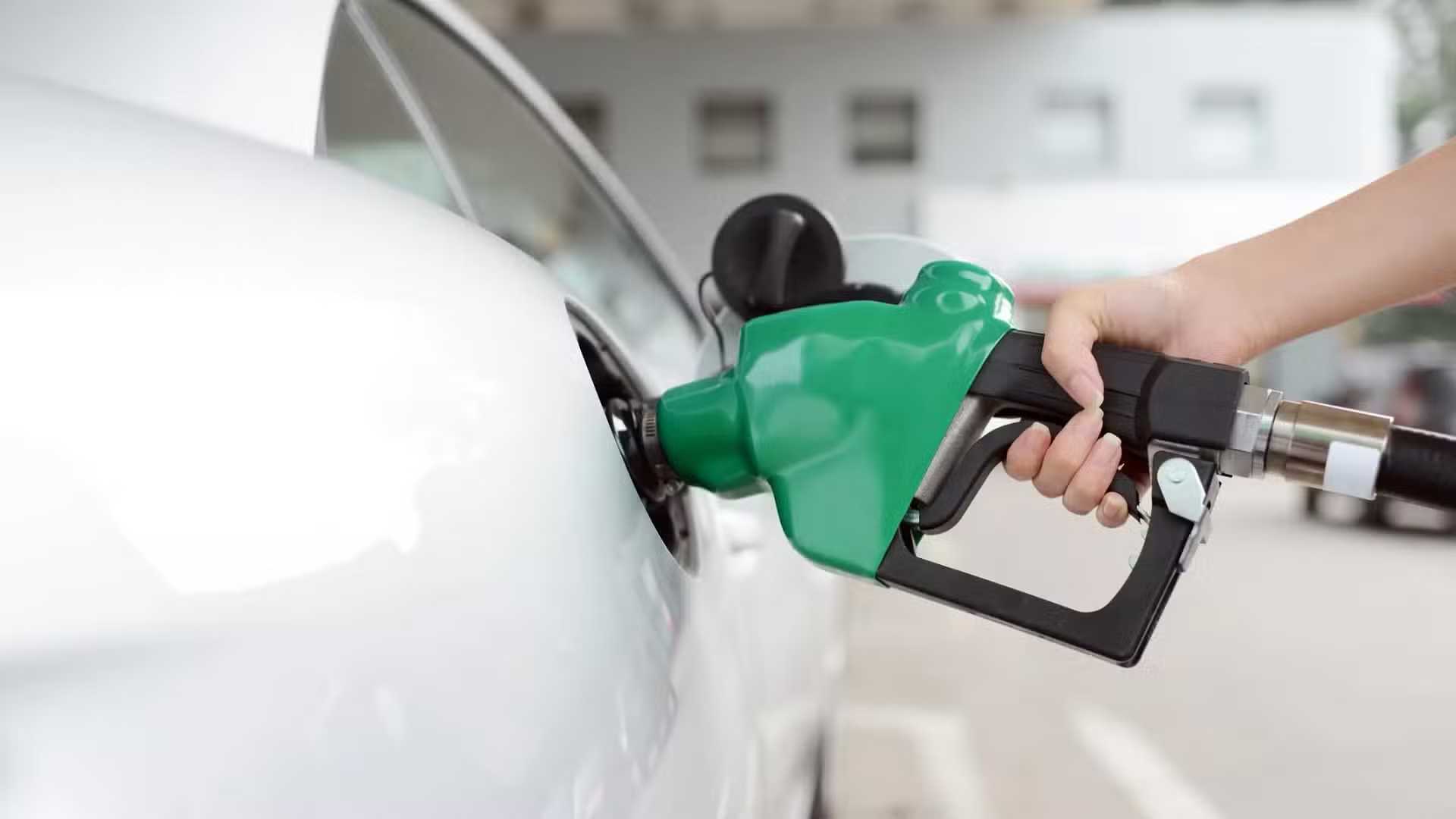 Petrol Prices Hit Lowest Point in Over a Year: Time to Fill Up! banner