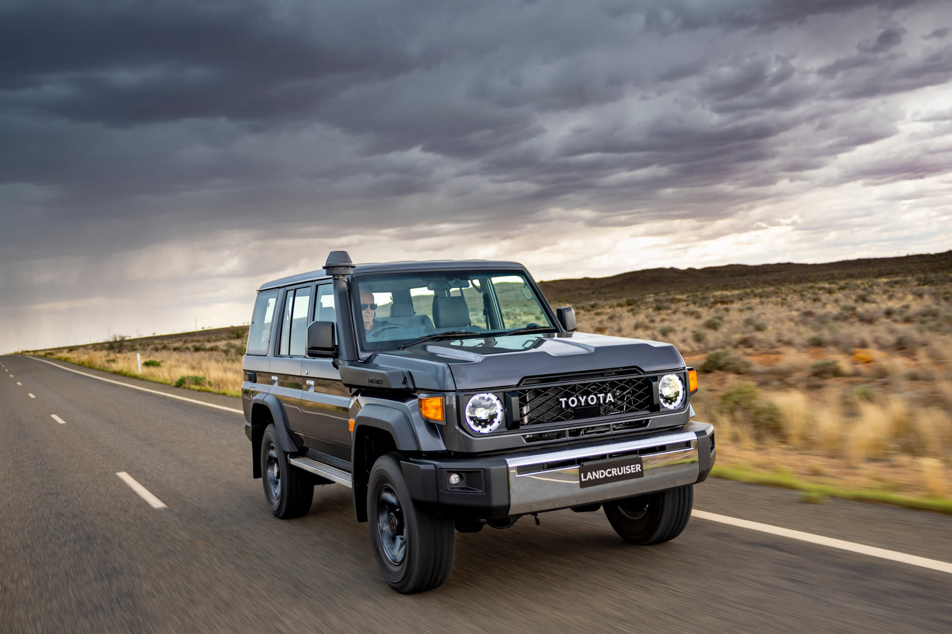 Experience the Power of the New Five-Speed Manual Gearbox in the LandCruiser 70 Series banner