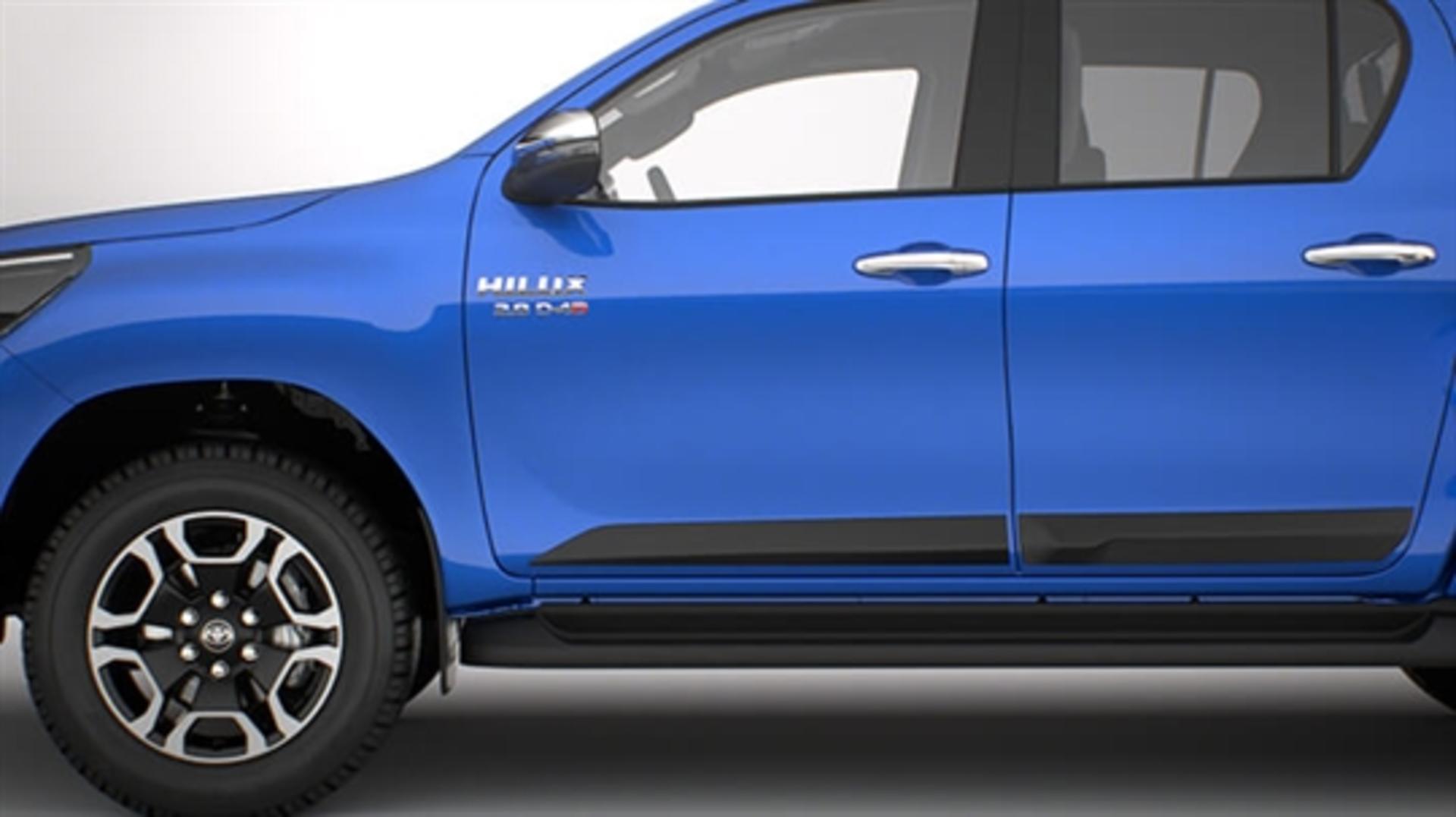 Toyota Hilux Body Side Moulding Brisbane