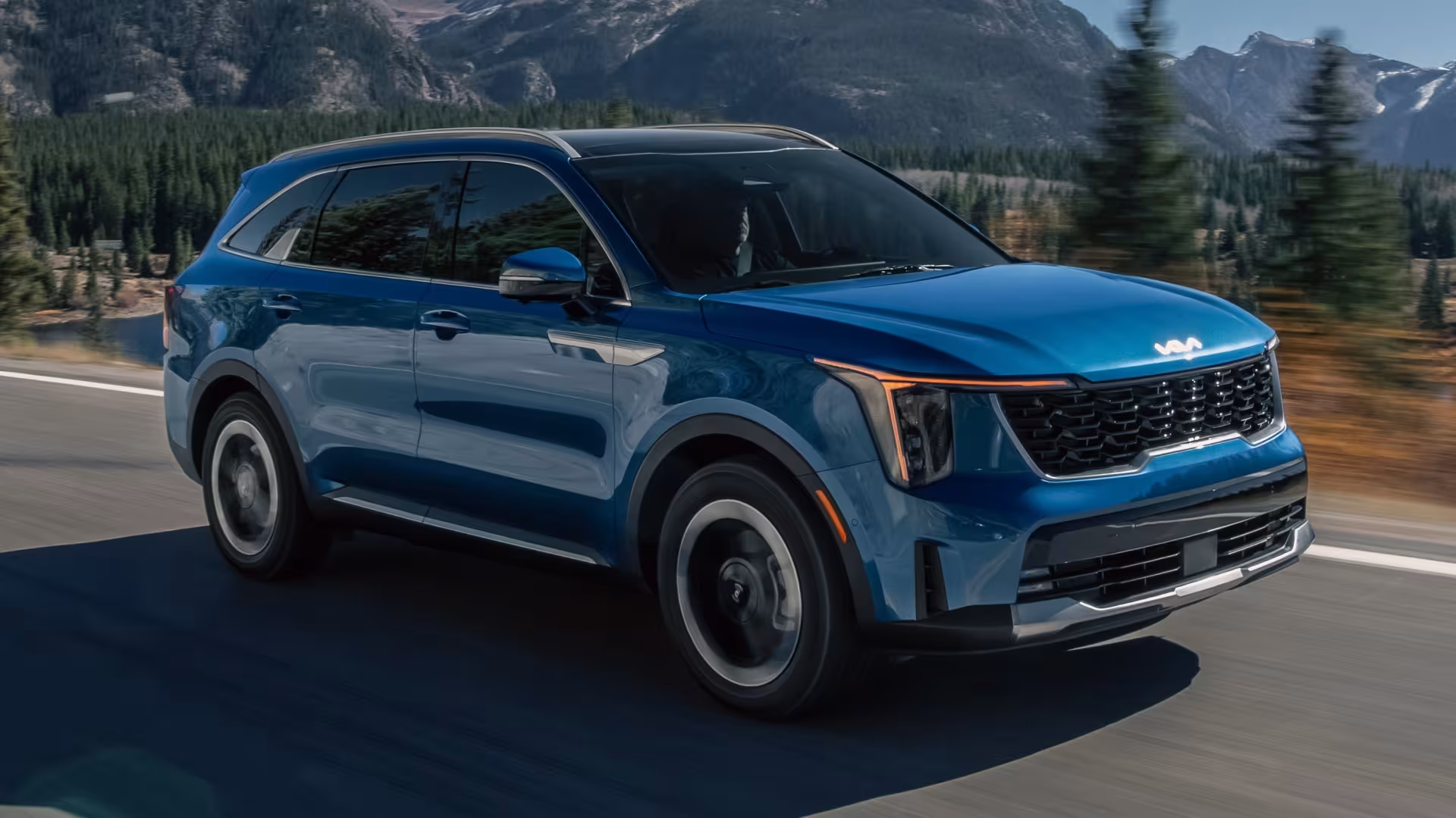 A New Chapter for the 2024 Kia Sorento: Hybrid Variants and Elevated Features banner