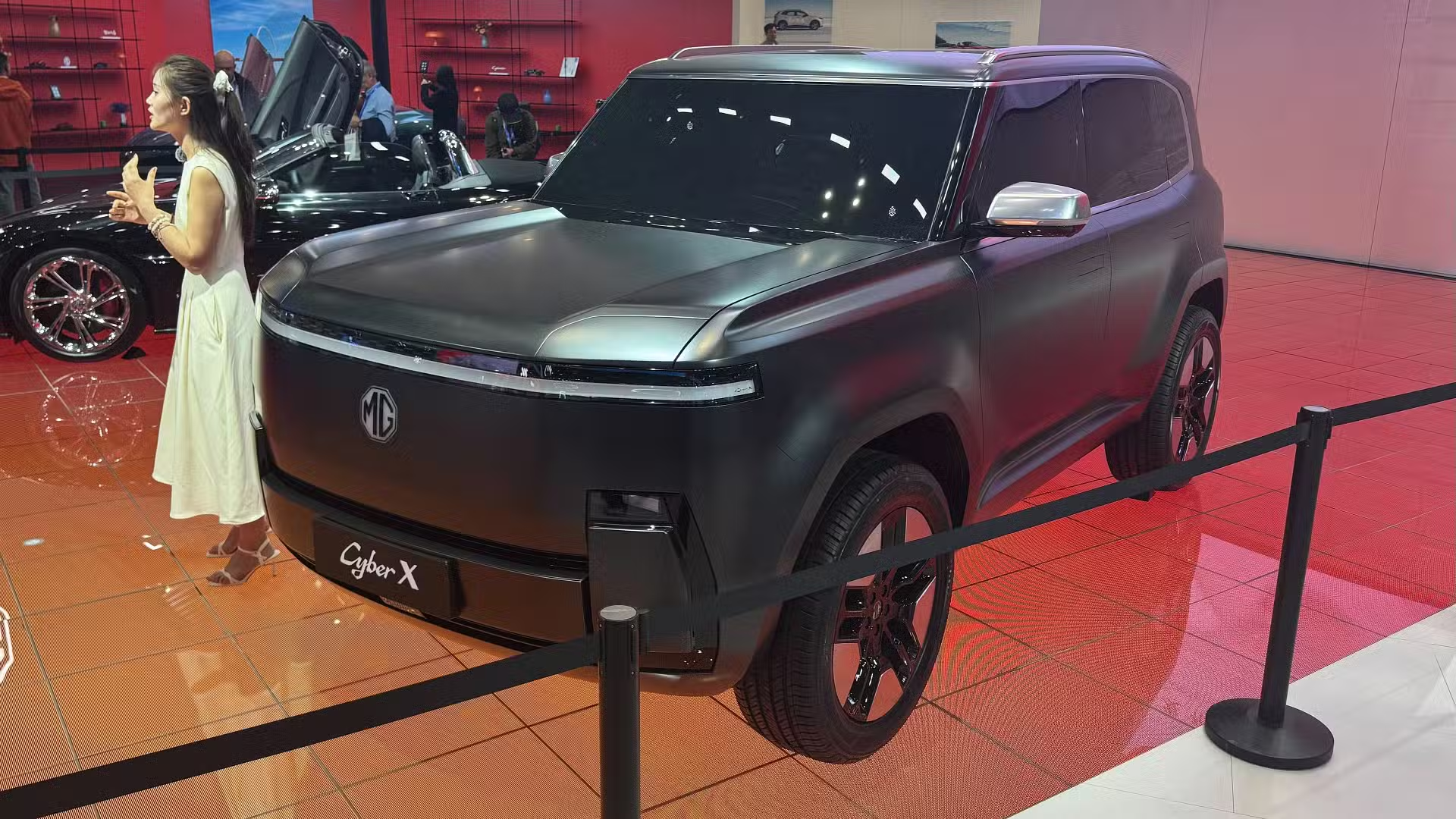 MG Reveals CyberX Electric SUV Concept with Bold Land Rover-Like Styling banner