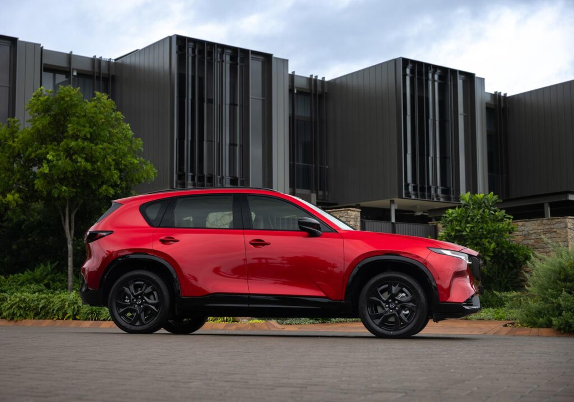 Petrol vs Hybrid: Why the All-New Mazda CX-5 Still Makes Sense banner