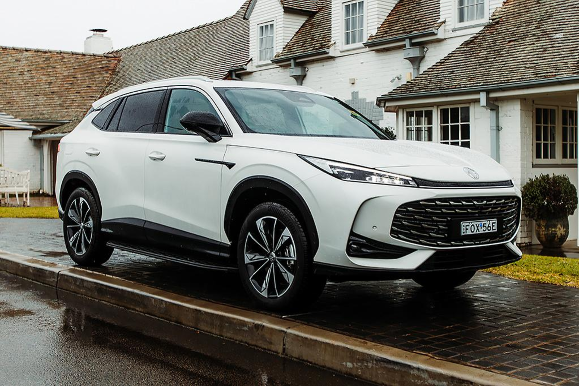 Coming Soon to Tynan MG Sutherland: The 2025 MG HS Super Hybrid – Set to Outshine the RAV4 PHEV banner