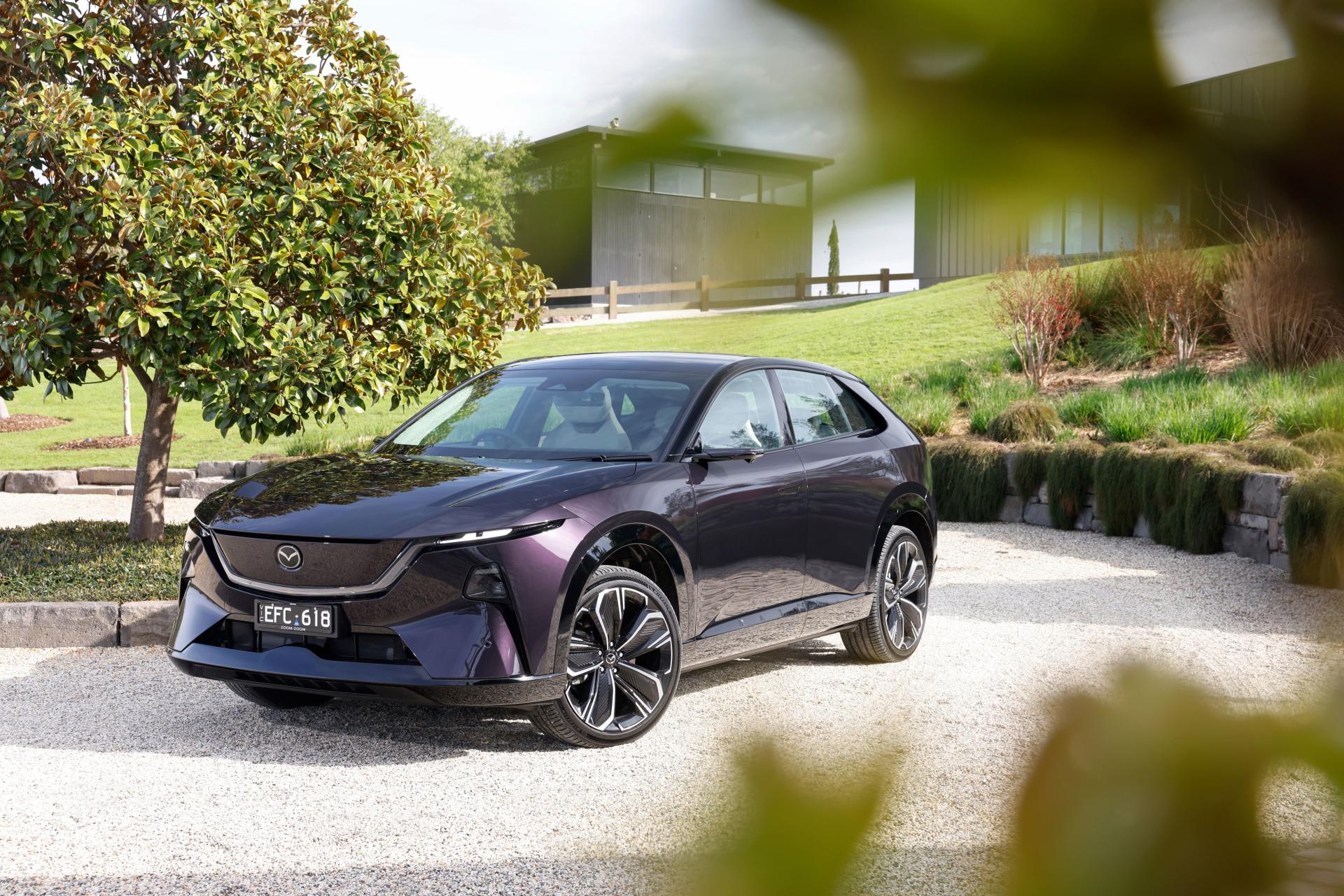 Top 10 Reasons to Buy the New All-Electric Mazda CX-6e banner
