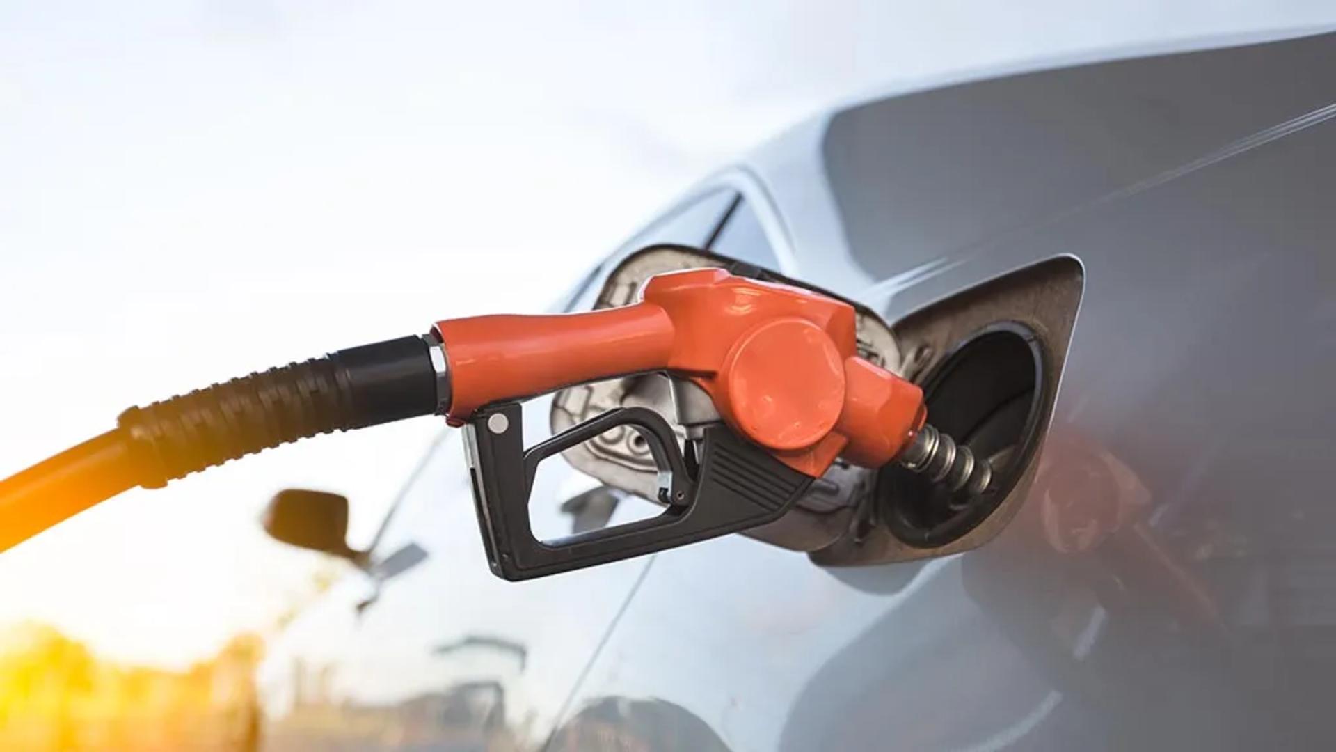 Signs of Dirty or Contaminated Fuel banner