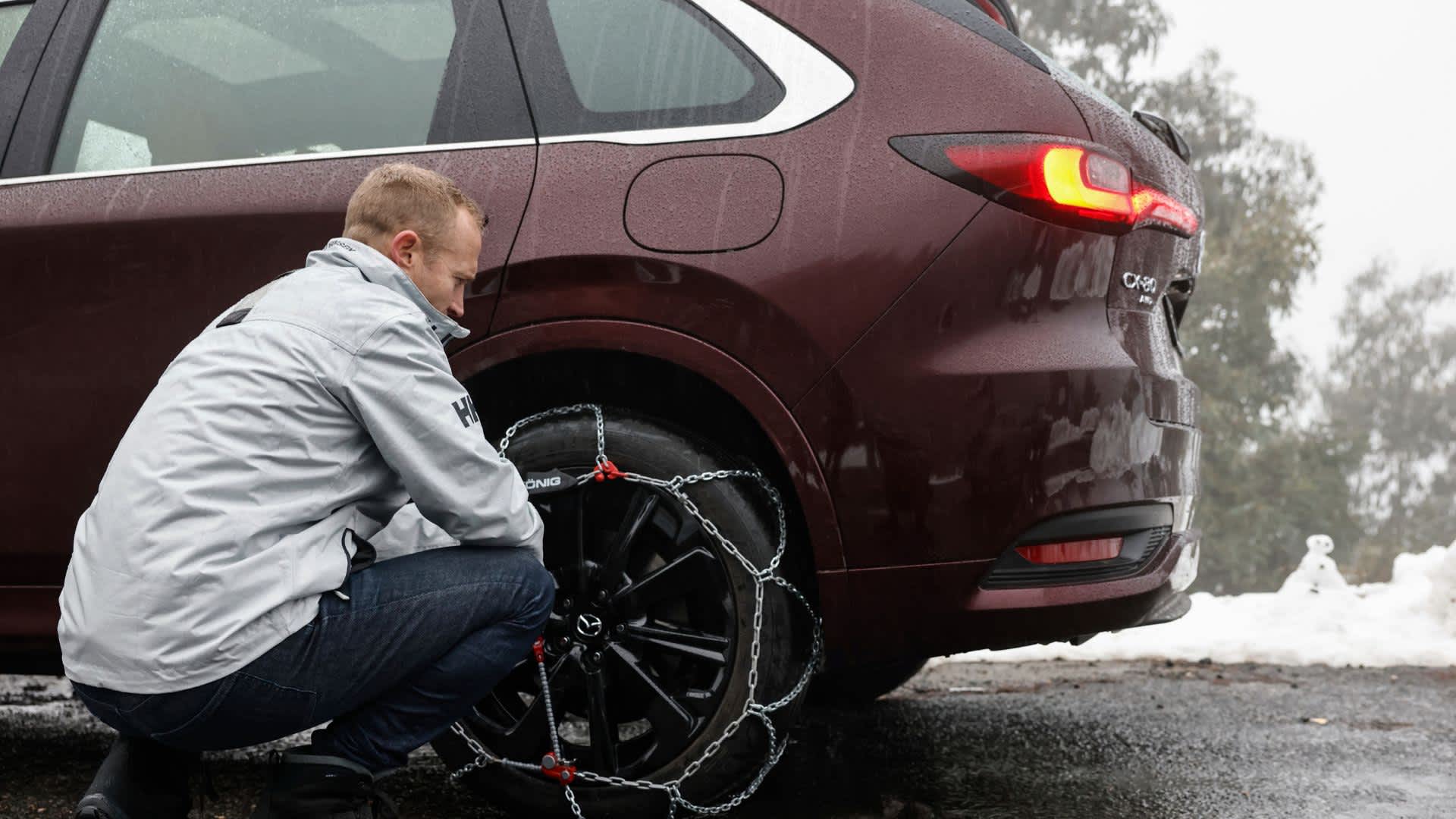 Mazda CX-80 Tech Drive: Fitting Snow Chains