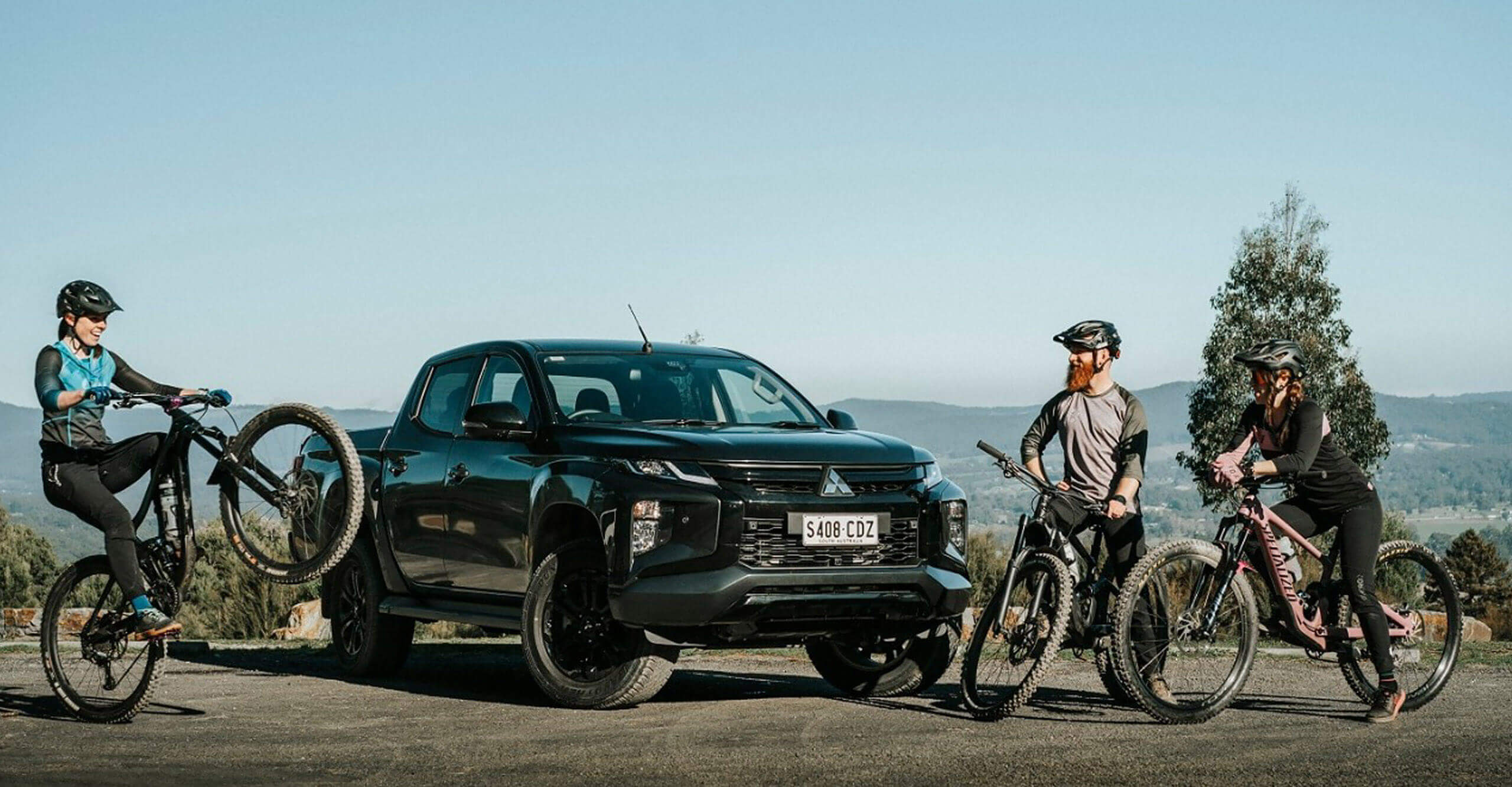 <b><custom class="MitsubishiHeading">Mitsubishi Genuine Accessories</custom></b>