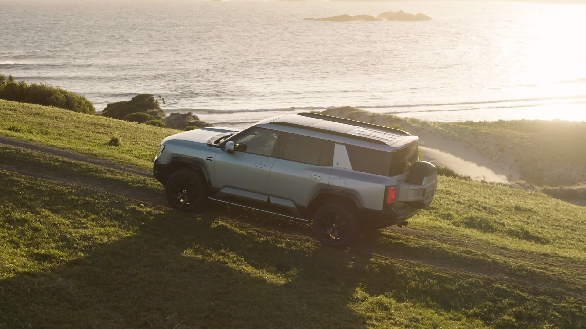 <custom class="text-7xl"><span class=\"text-nowrap\">DENZA</span> <span class=\"text-nowrap\">B8</span></custom>