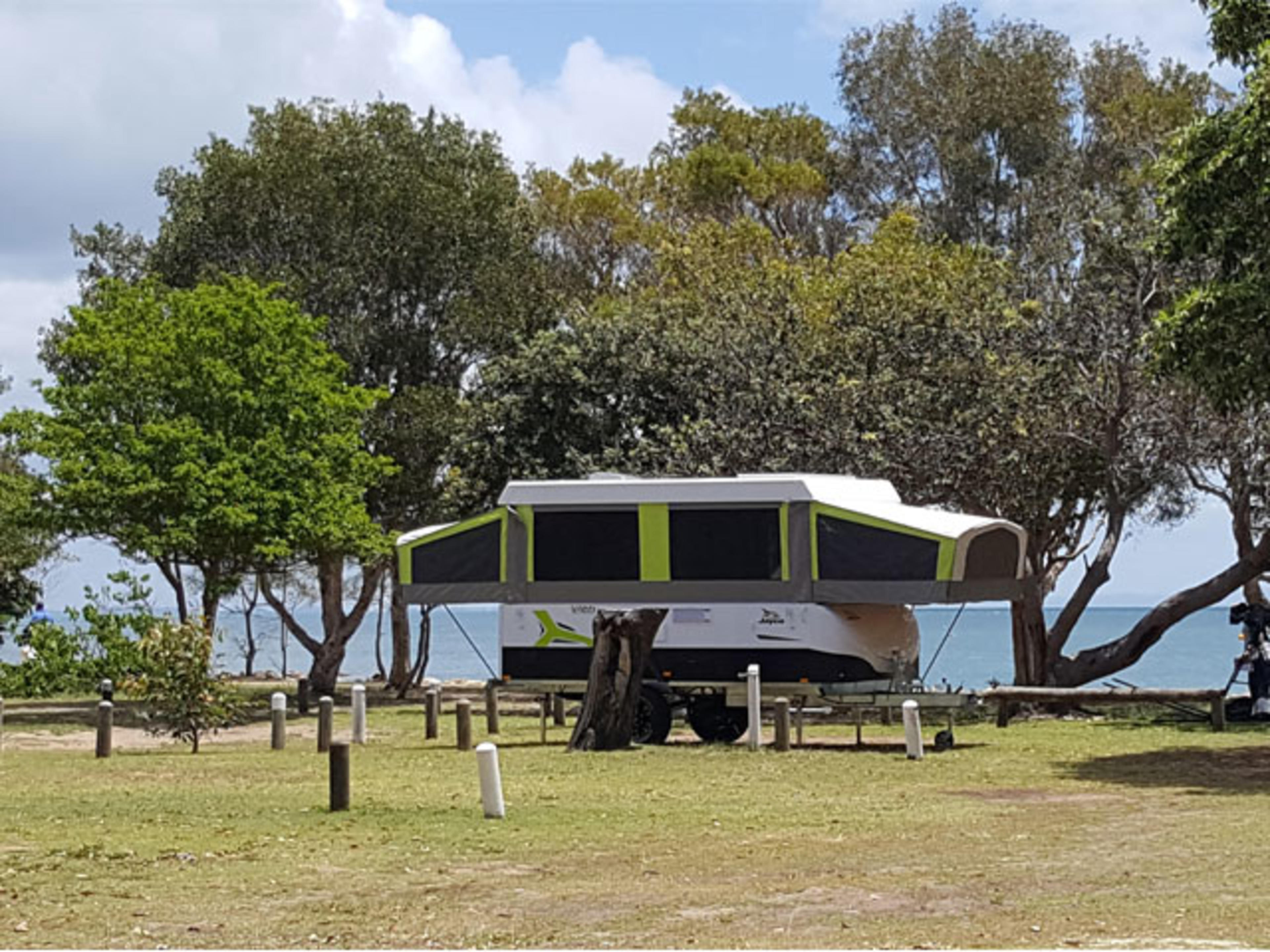 ISLAND GETAWAY ON STRADDIE banner