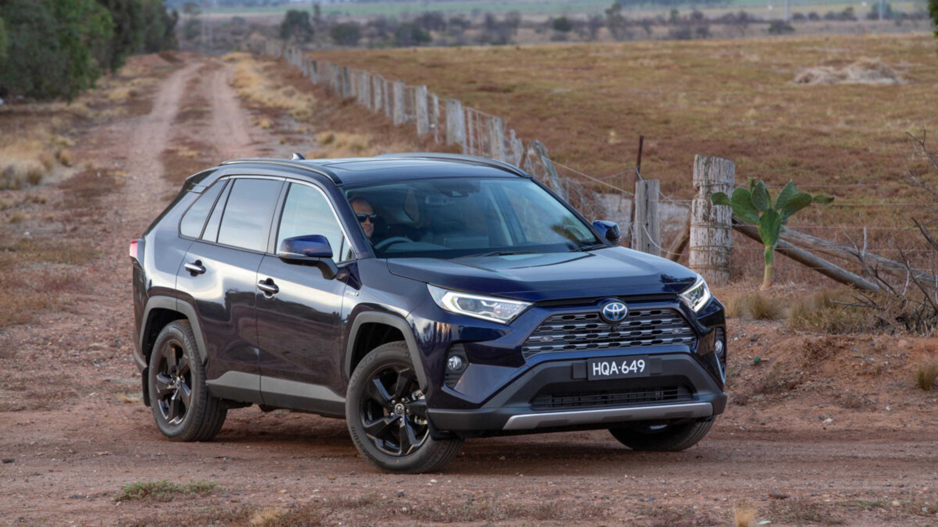 AUSTRALIA’S BEST-SELLING CAR IS A TOYOTA HYBRID banner