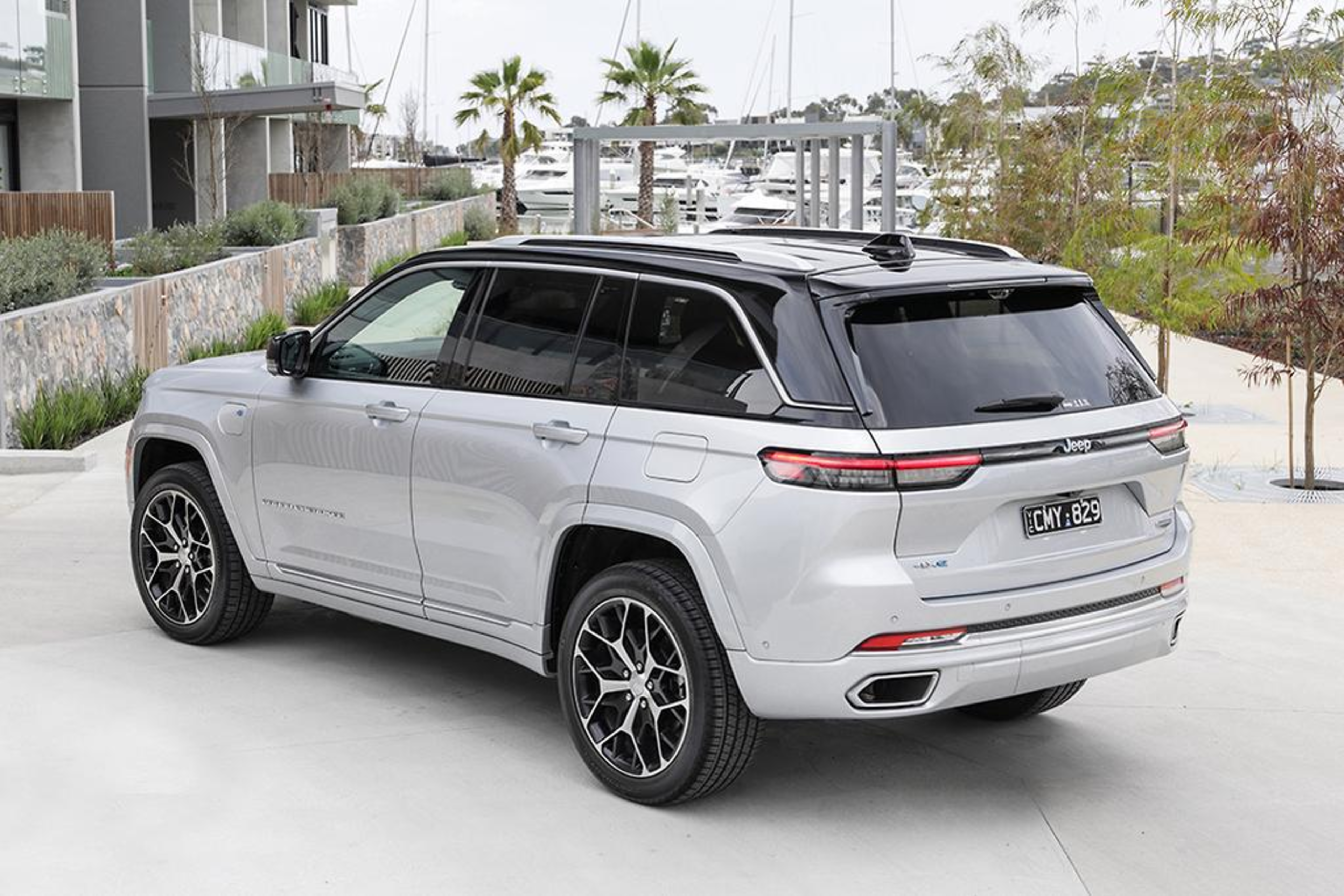 Jeep Grand Cherokee 4xe 2023 Review banner