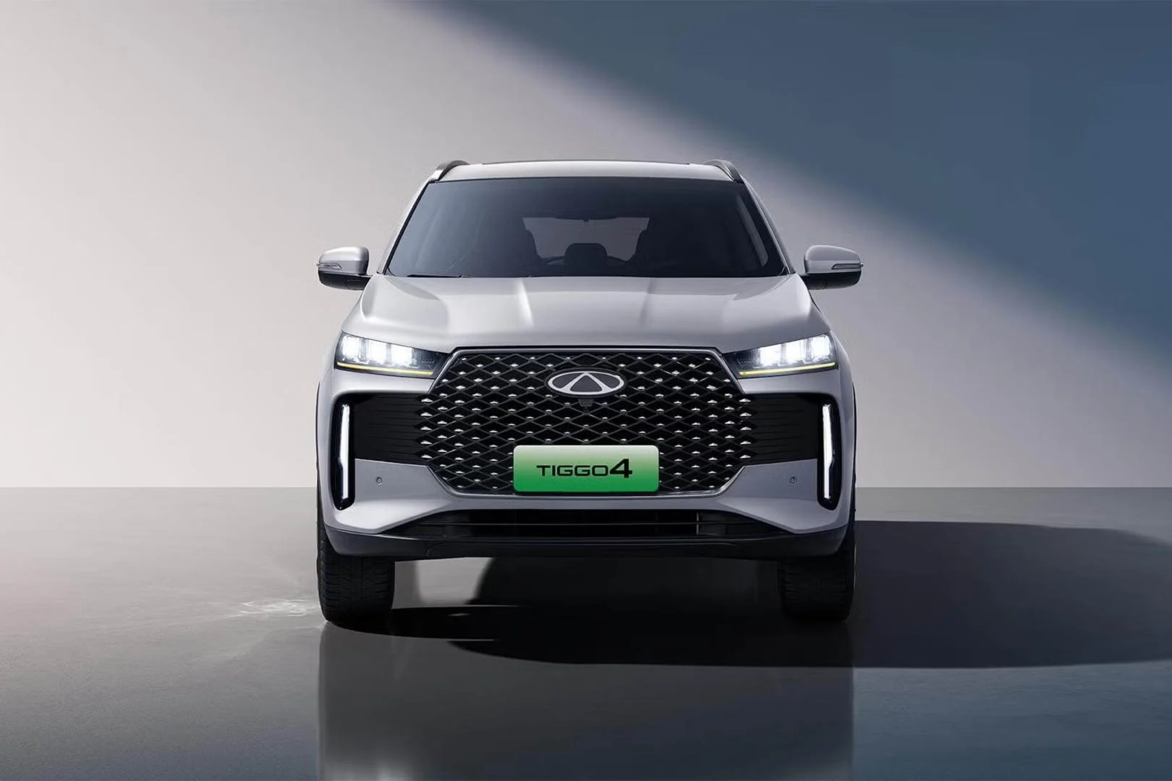 Tynan Chery Wollongong: Two Hybrid SUVs Under $30K Drive-Away – Which One Wins? banner