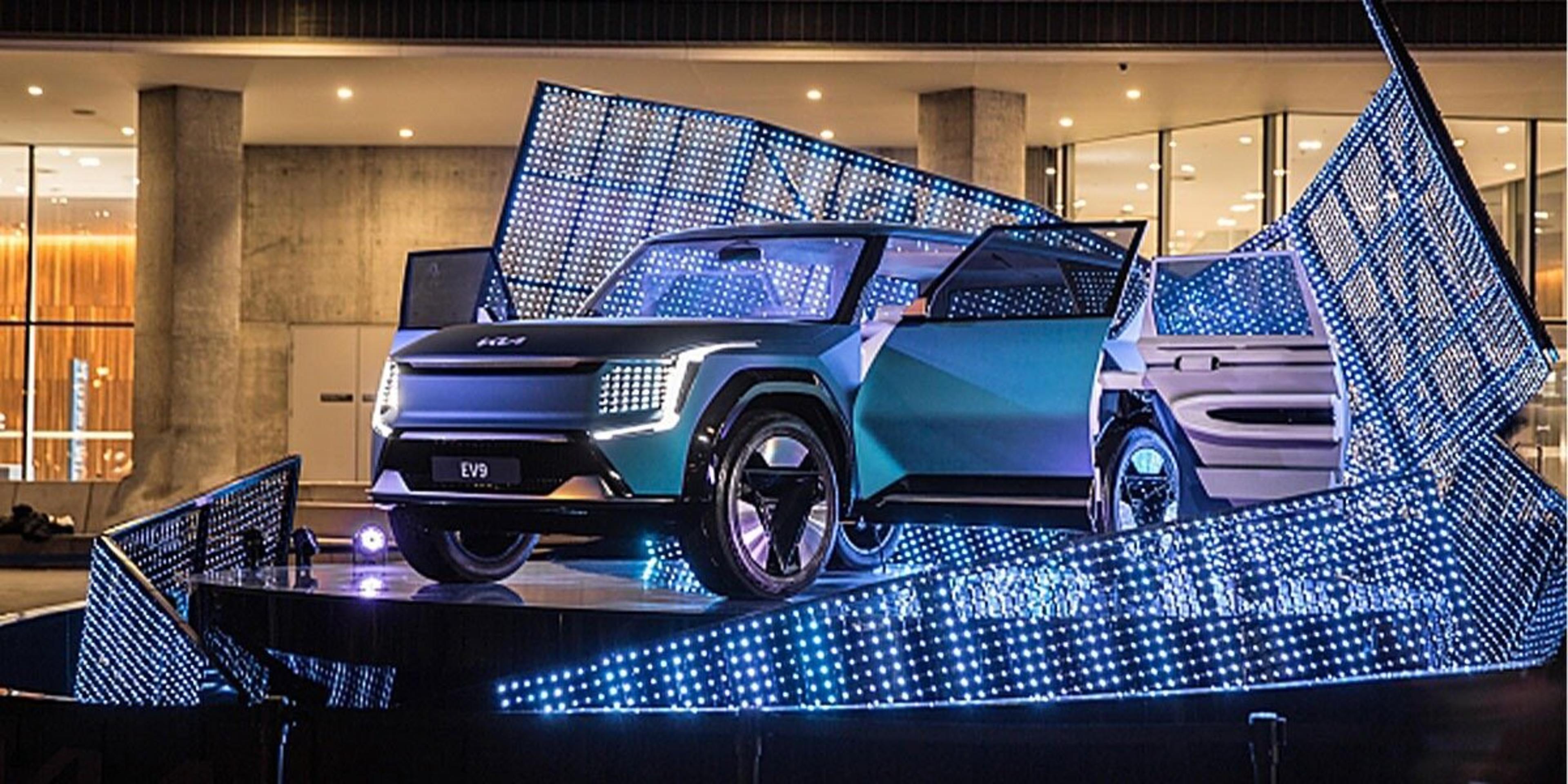 Kia Concept EV9 lights up Vivid Sydney banner