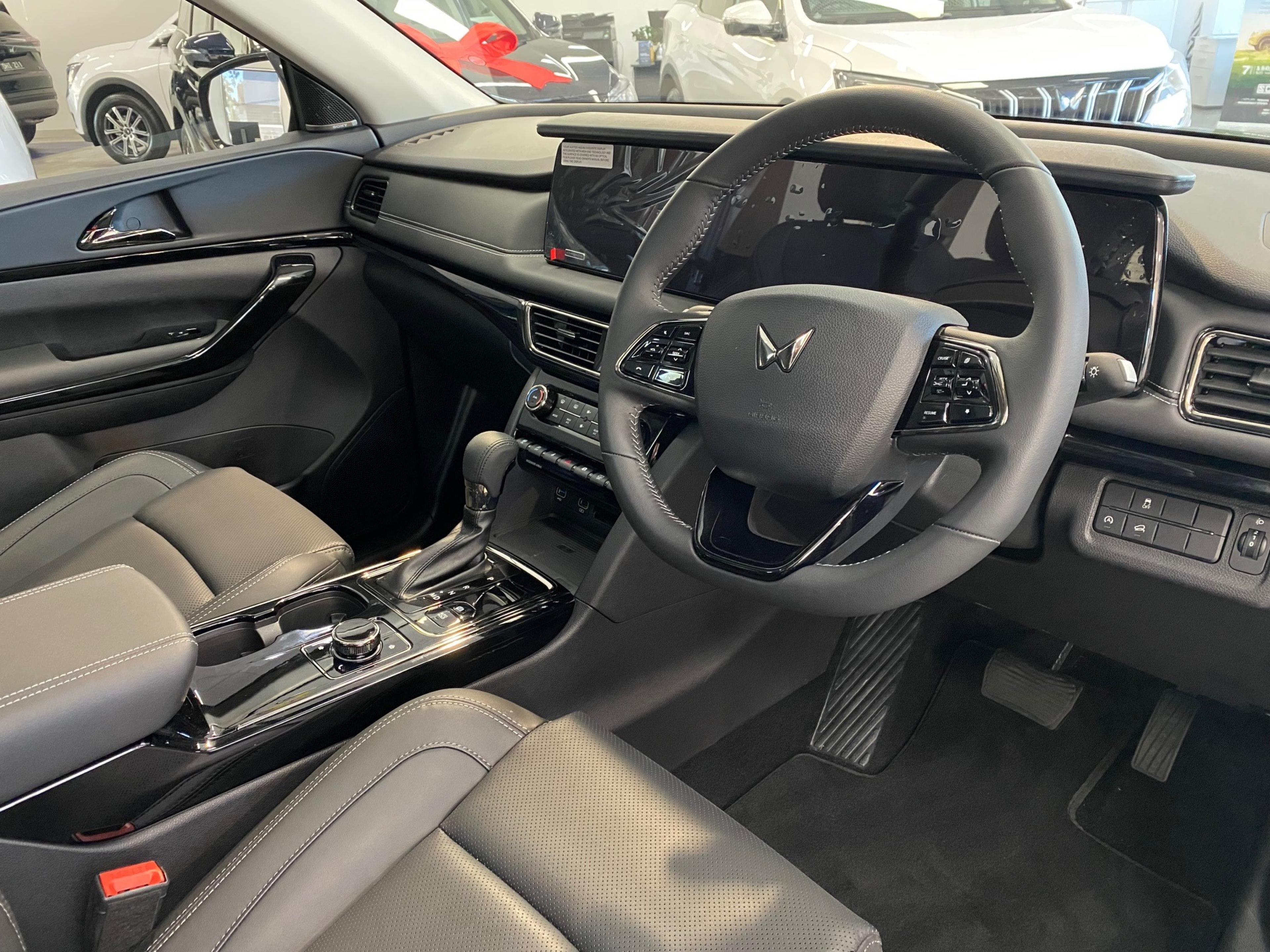 2025 XUV700 Black Interior&nbsp;