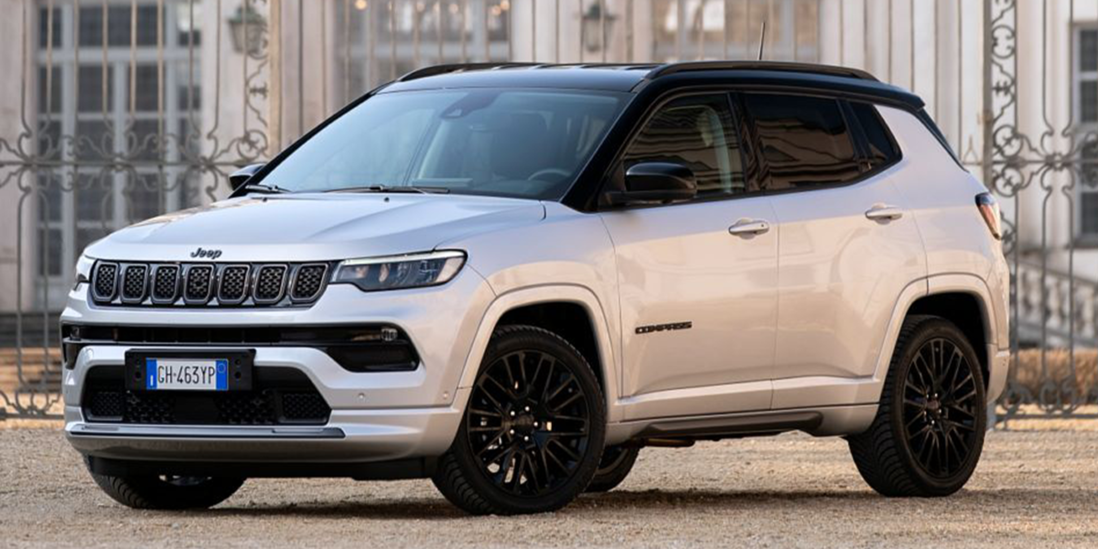 Exciting News from Jeep: Electric Compass Models Set to Join the Lineup banner