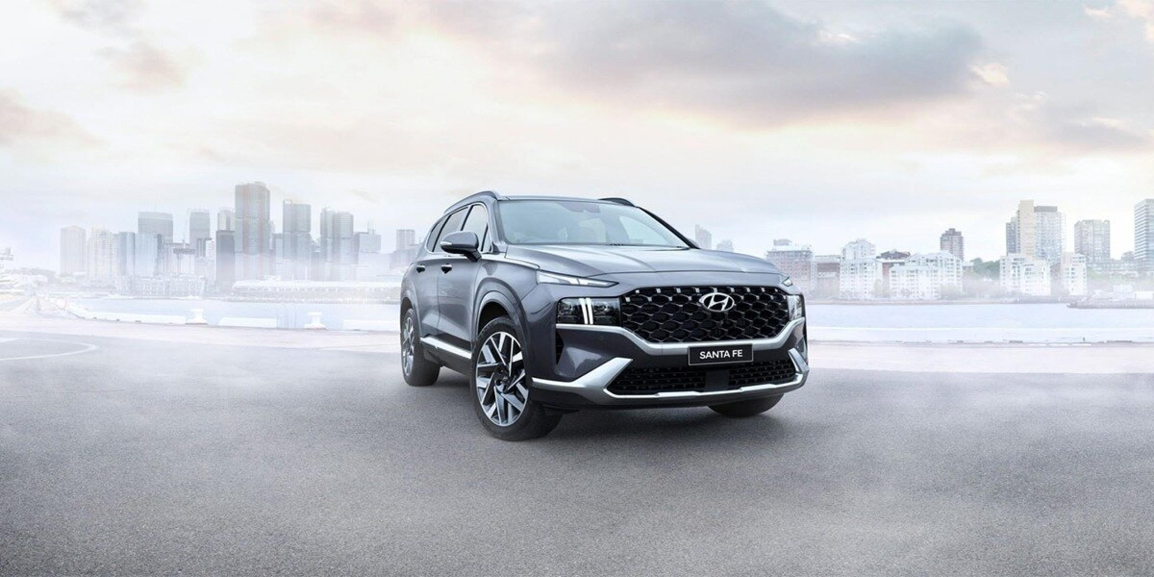 Unveiling the Exciting Features of the Hyundai Santa Fe SUV: Elevate Your Driving Experience banner