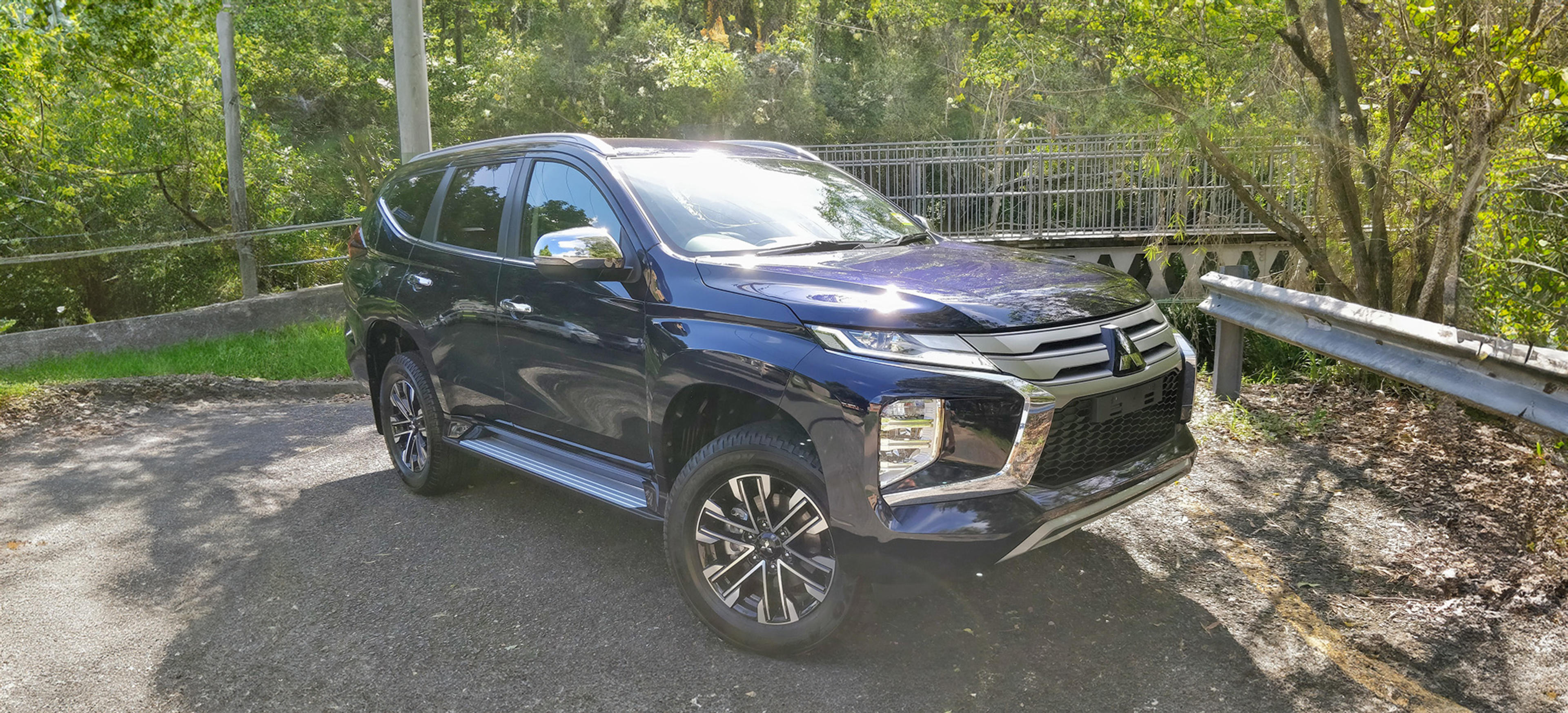 Review 2020 Mitsubishi Pajero Sport banner