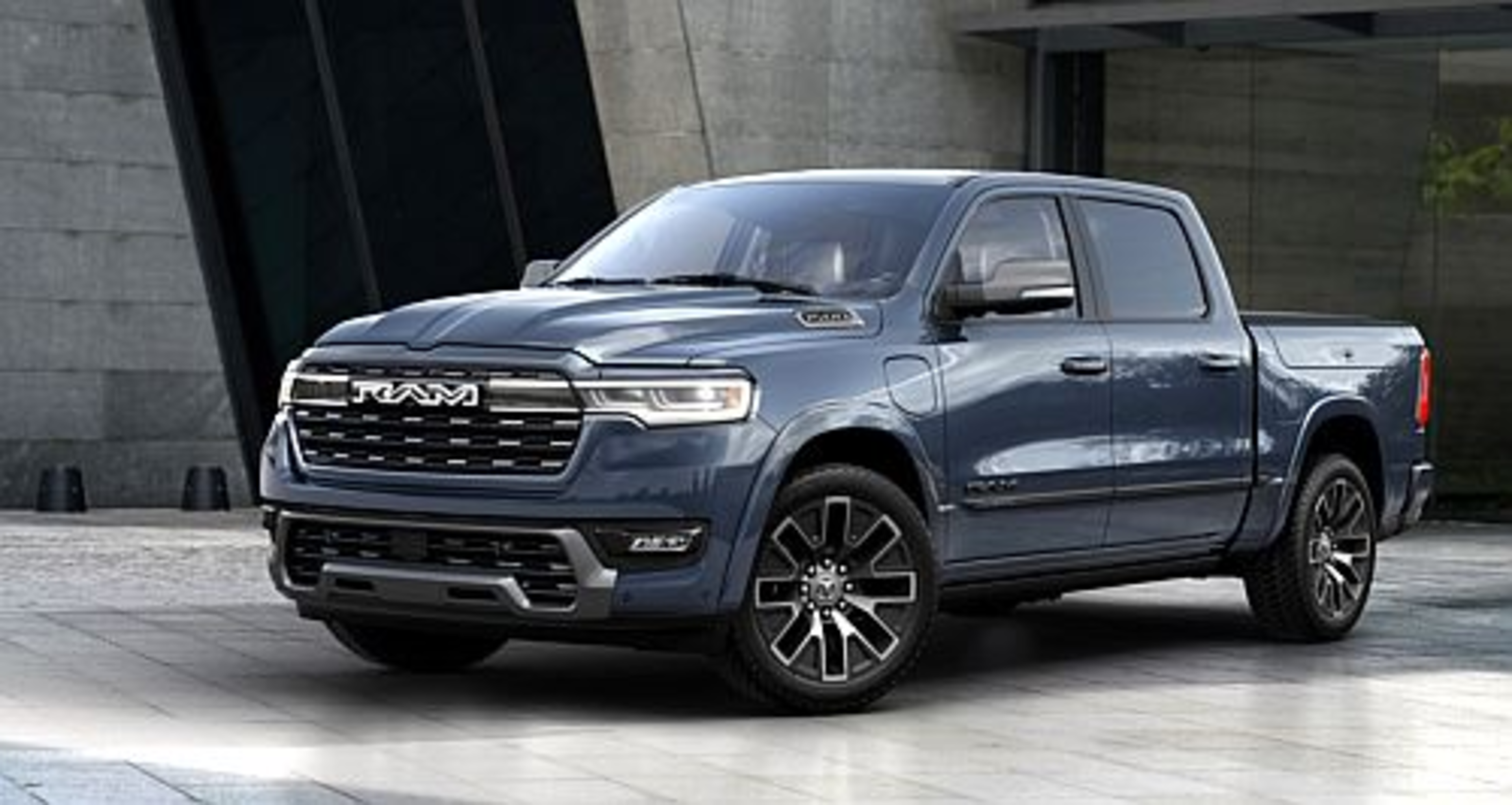 RAM Unleashes the 2025 Ram 1500 Ramcharger: A Pioneering Plug-in Hybrid Pickup featured image