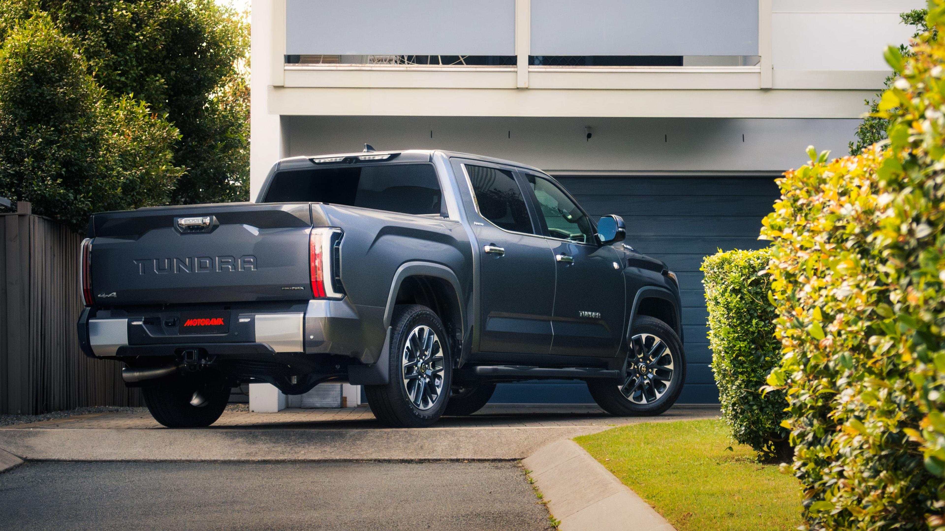 Review: 2025 Toyota Tundra Limited banner