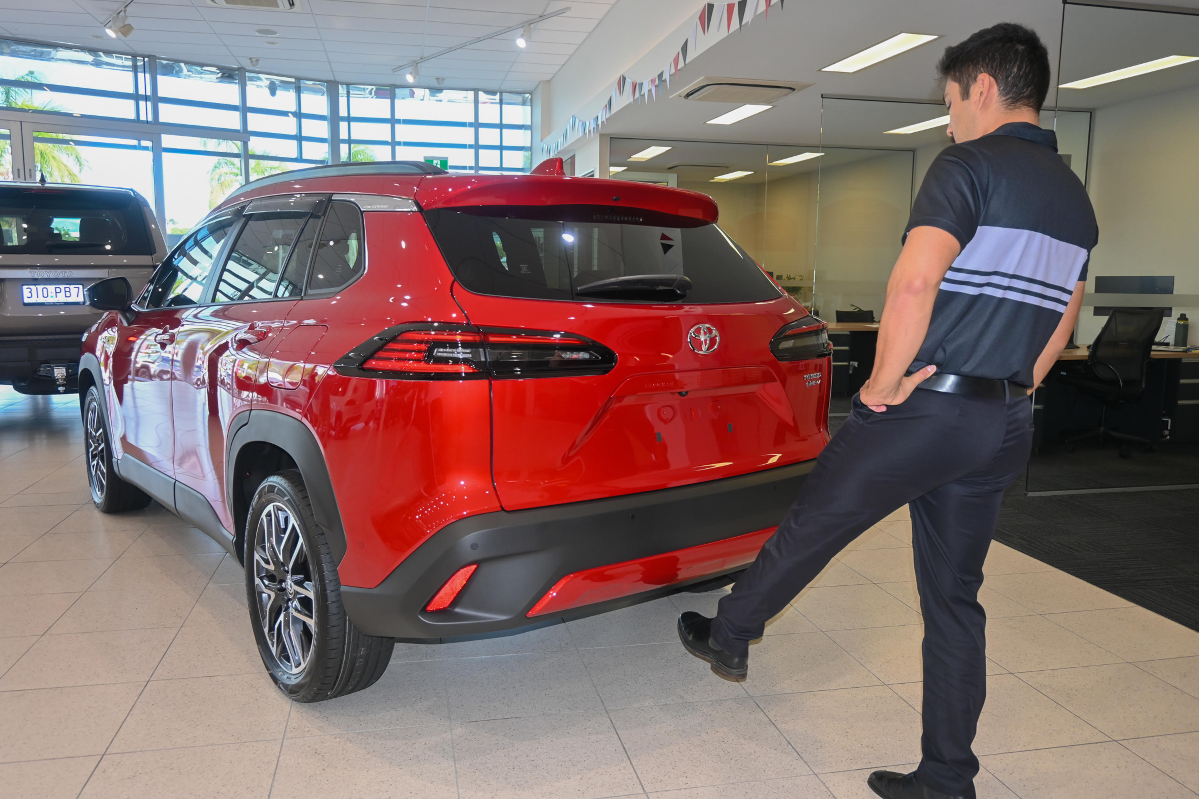 Step‑by‑Step: How to Use the Hands‑Free Boot Sensor banner