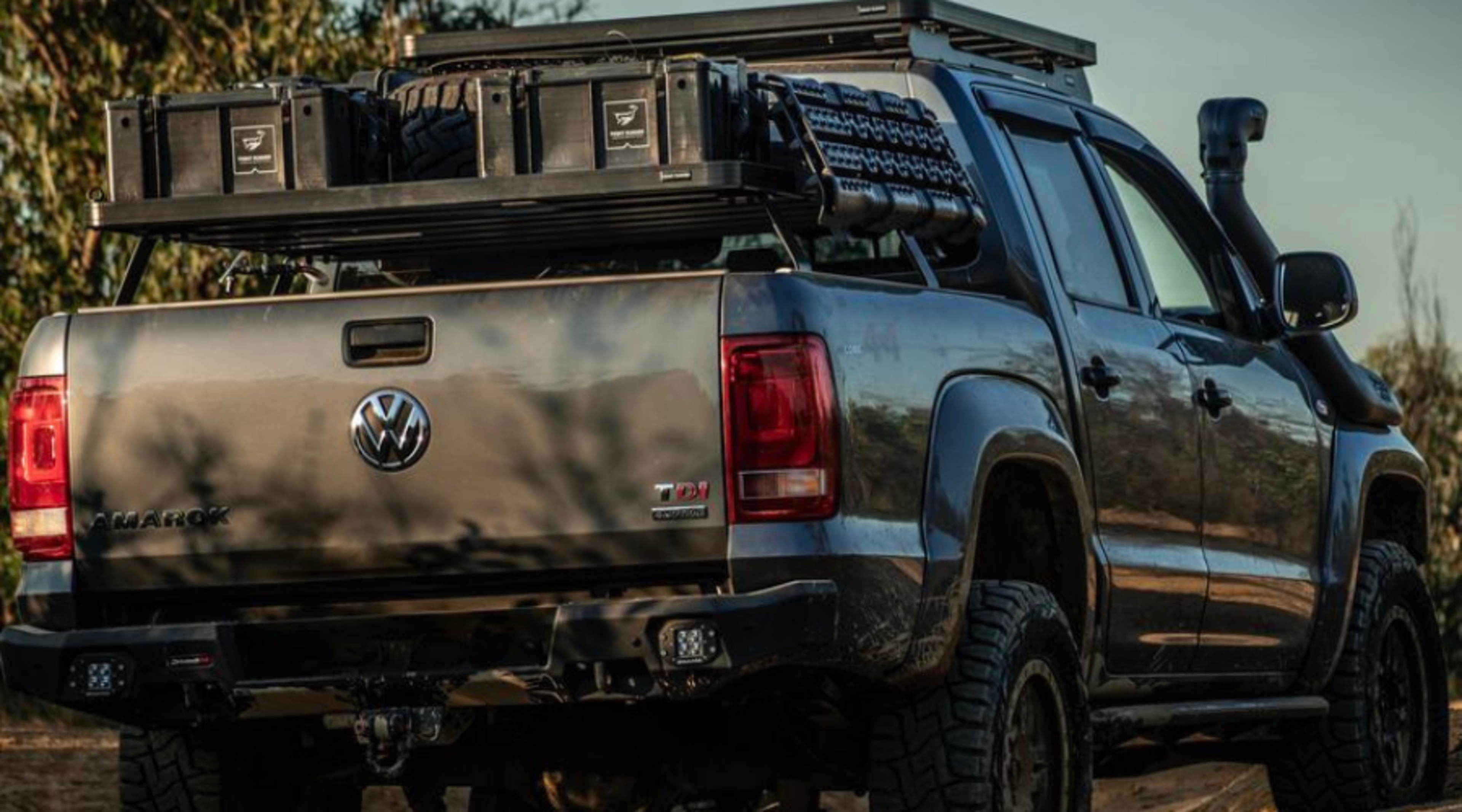 VW Amarok with Front Runner