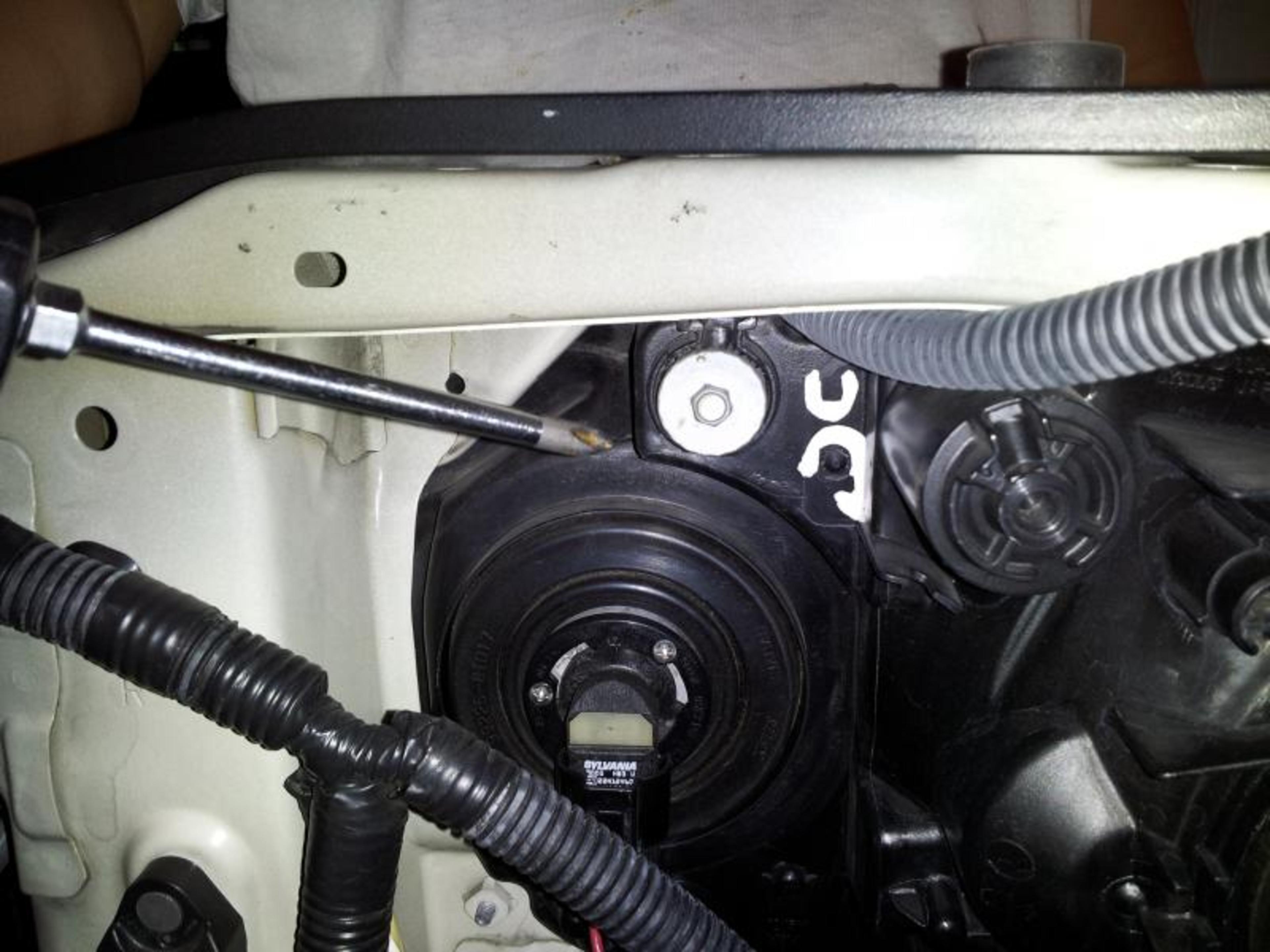 How to Correctly Adjust Your Headlights Motorama