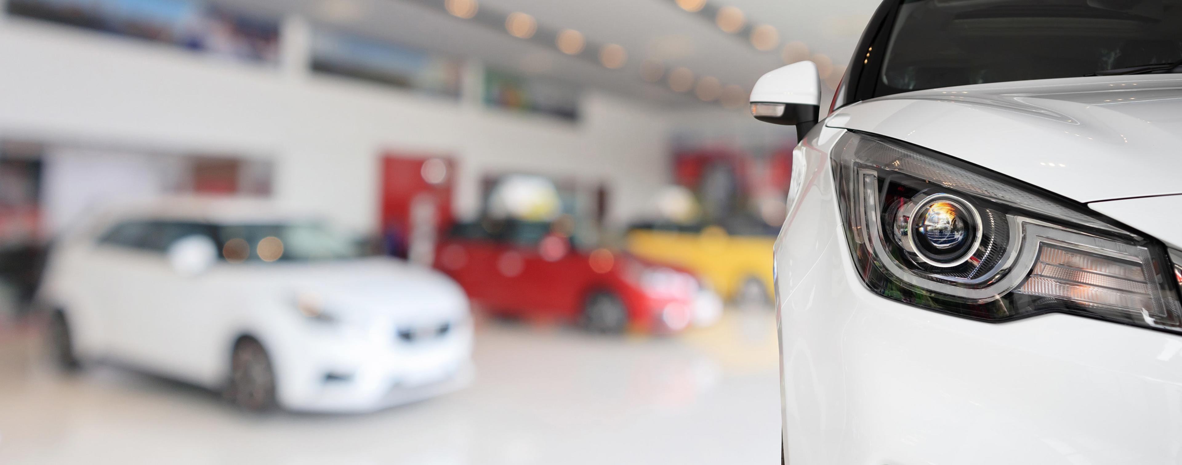 What's a Dealer Demonstrator Car? banner