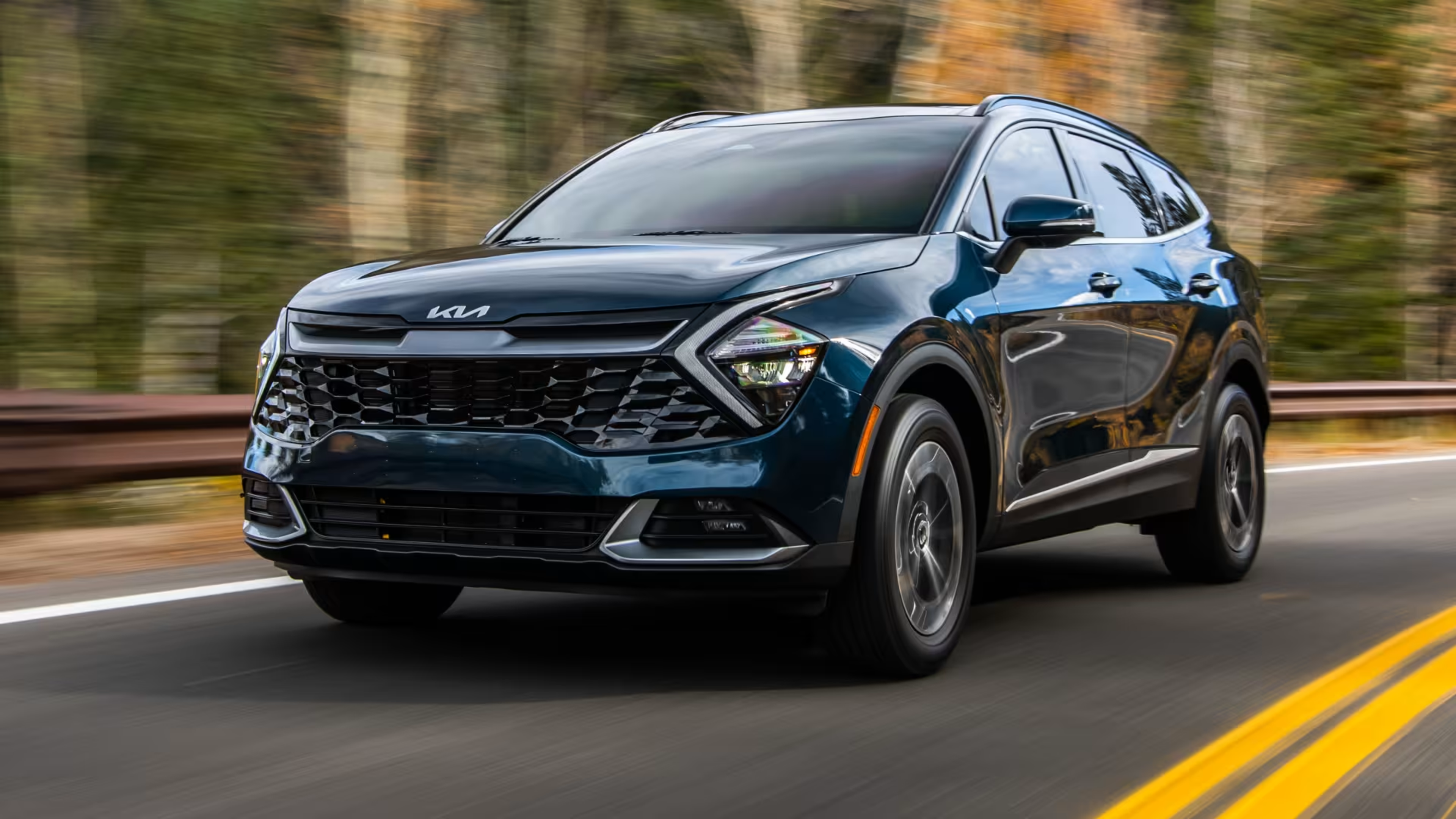 Introducing the 2024 Kia Sportage Hybrid: Setting a New Standard in Family SUVs banner