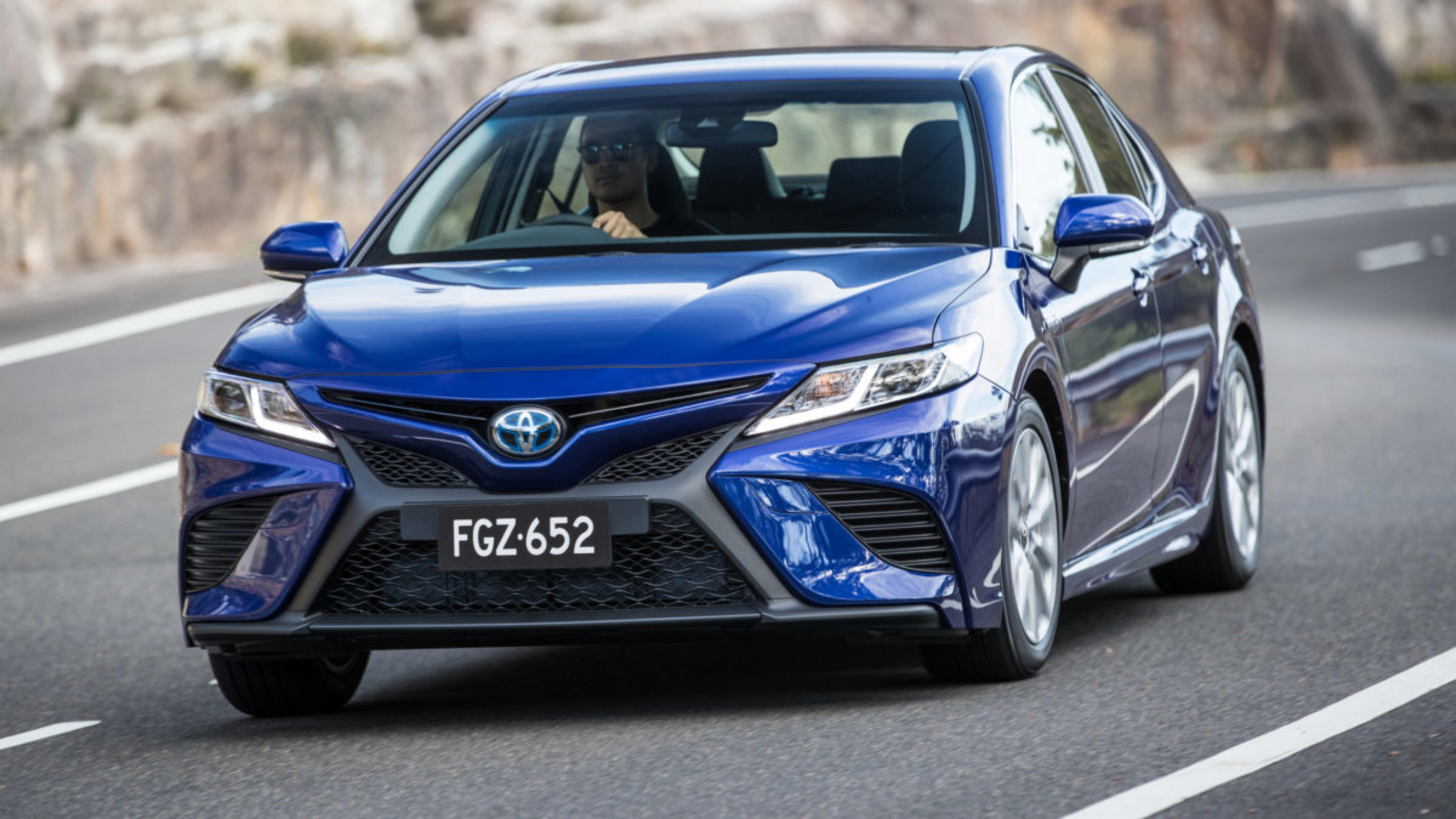 TOYOTA CAMRY HYBRID AWARDED AS A FAMILY FAVOURITE banner