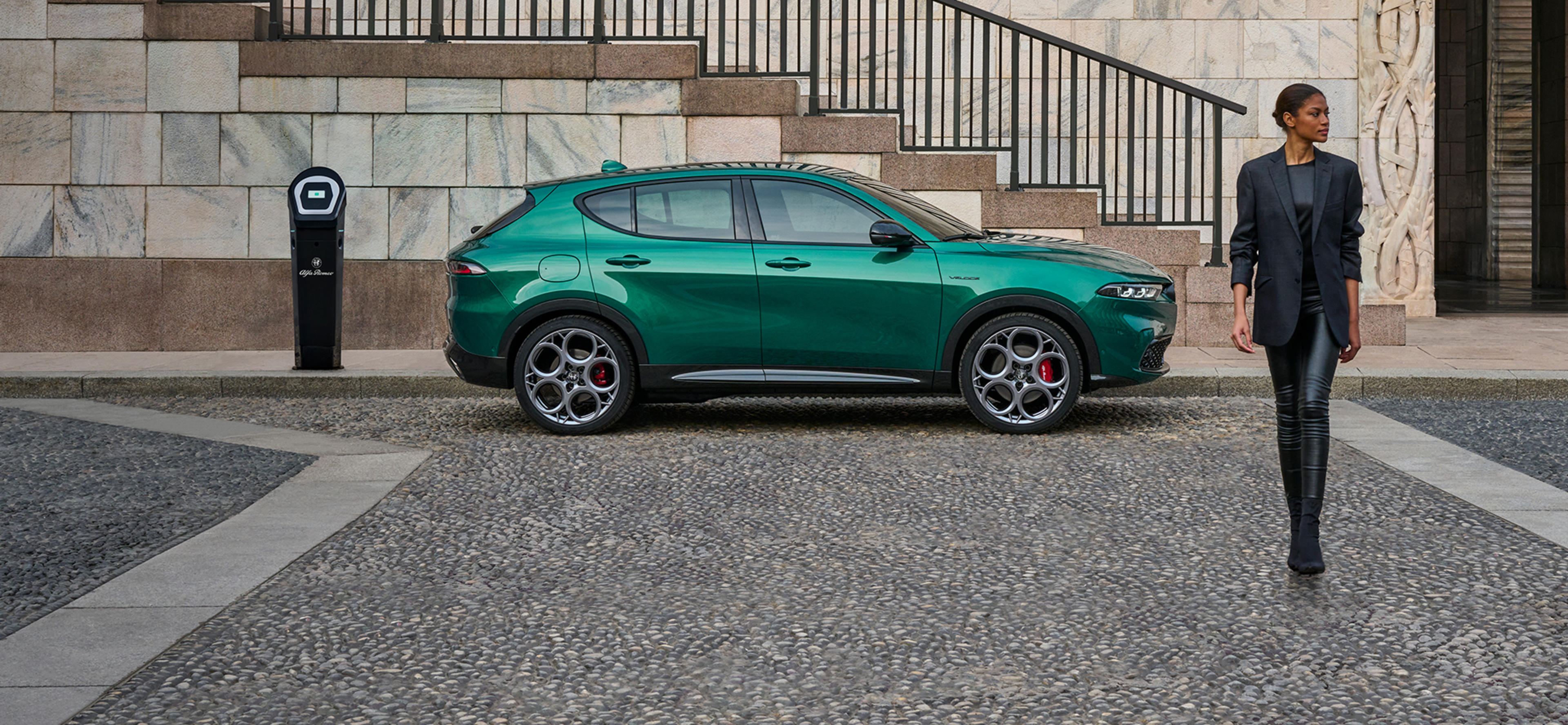 Tonale Plug-In Hybrid Q4