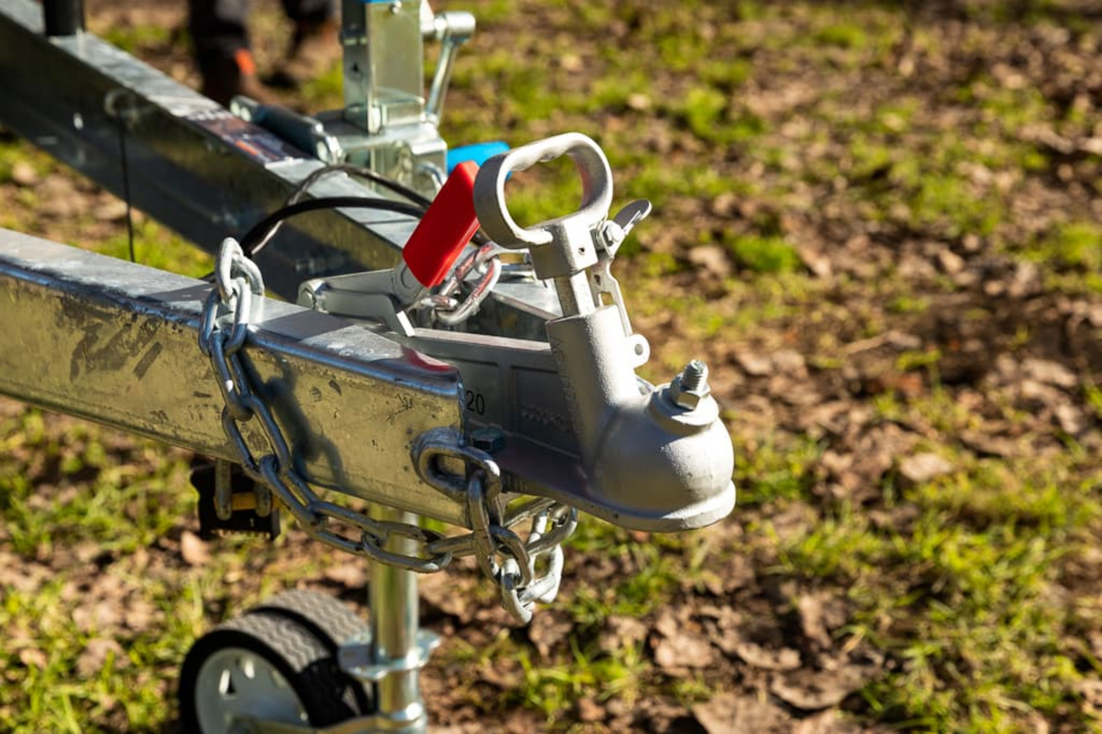 Hitches on Pod trailers Darra 4x4