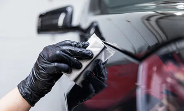 Hand polishing car