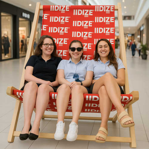 Giant Deck Chairs in Natural/White