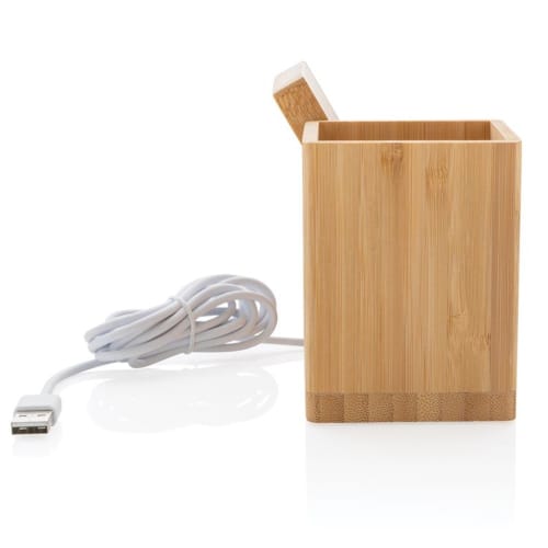 An image to show the lead that comes with the Calgary Bamboo Wireless Charger