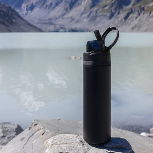 Lifestyle image of the Omni Sip Recycled Lockable Bottle from Total Merchandise