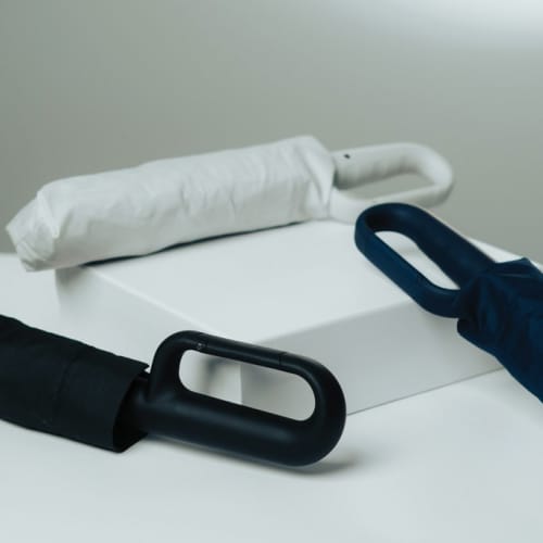 Customisable Yara AWARE™ Telescopic Carabiner Umbrellas branded with your company logo