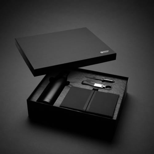 Branded Swiss Peak Deluxe Business Gift Set in Black with a design from Total Merchandise