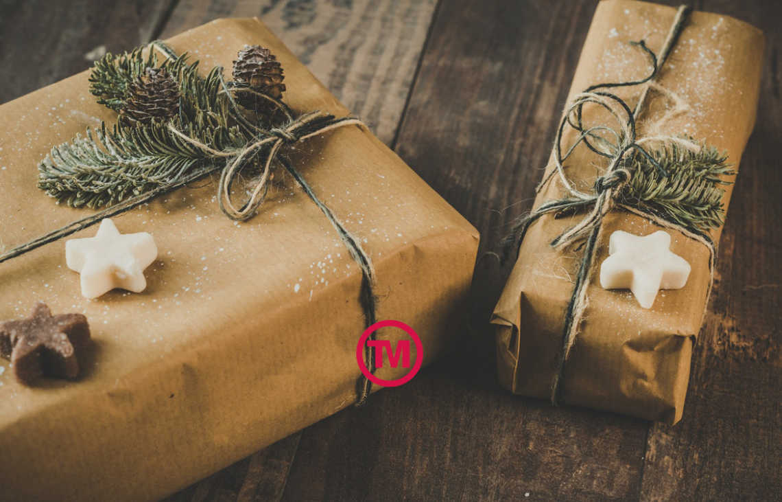 Using branded giveaways at Christmas